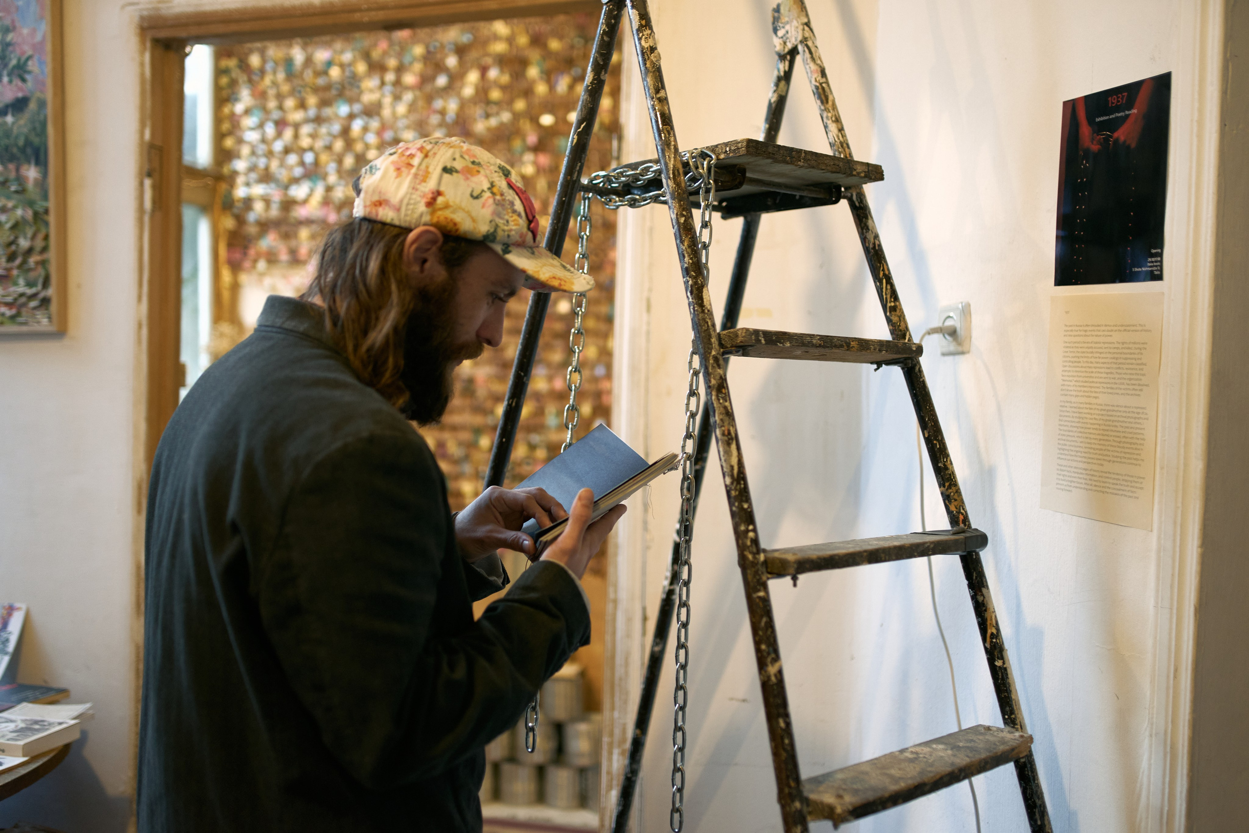 Installations. Visual artist