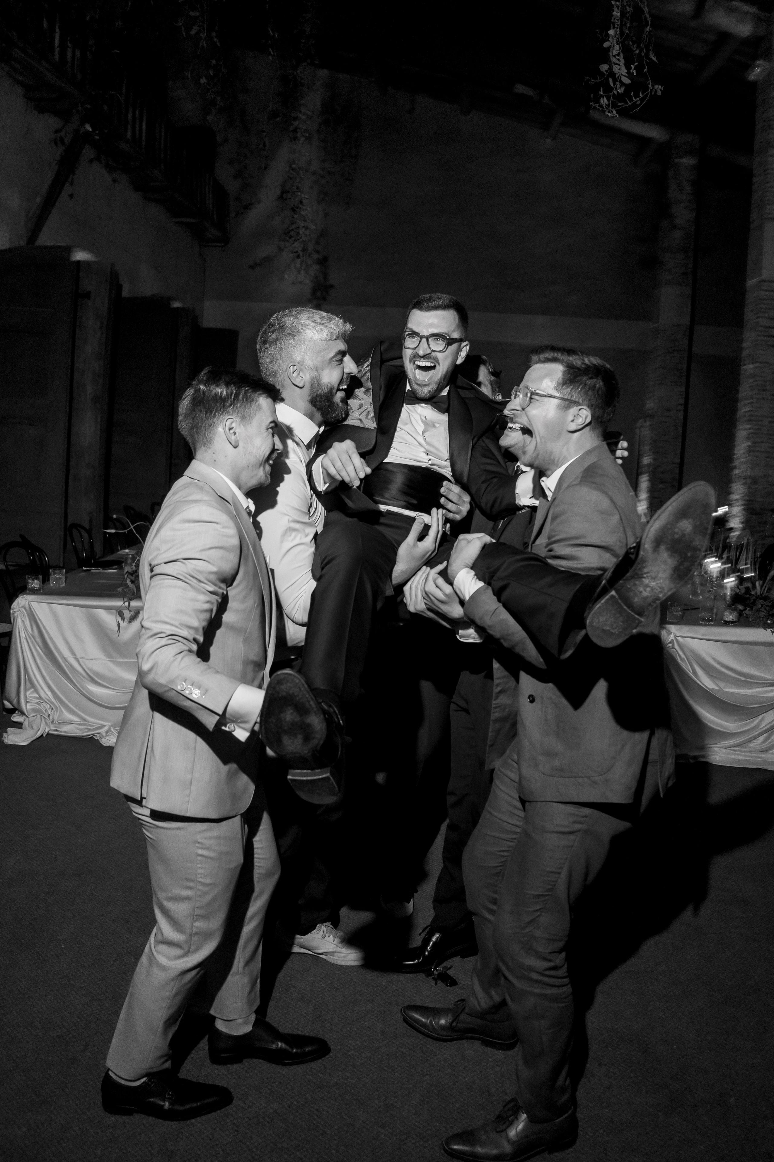 Alissa & Jakob · Villa Grabau, Tuscany. Raw Studio: Capturing Elegant weddings accross Europe