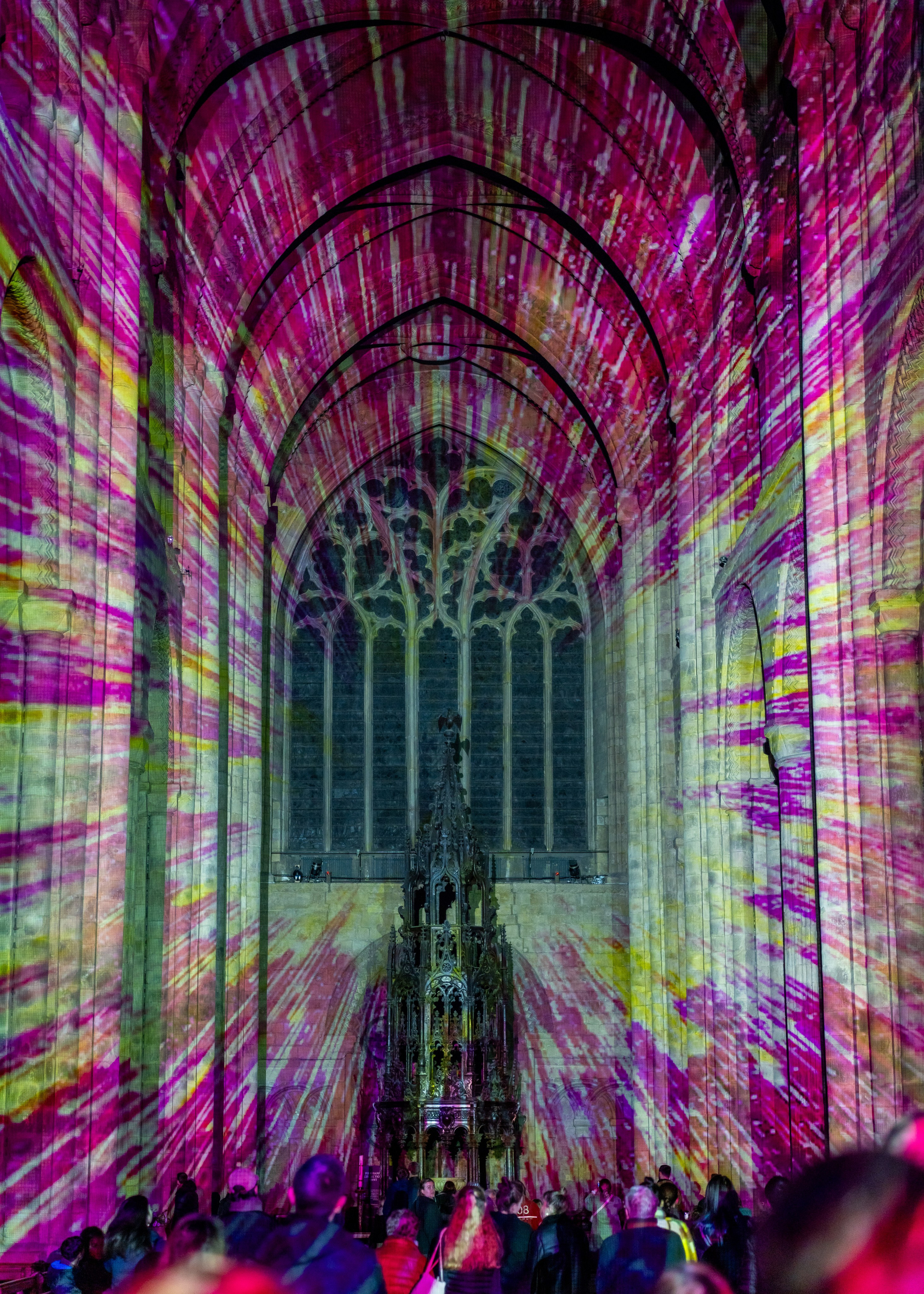 Luxmuralis. Expect Miracles Photography by Kate & Andrew