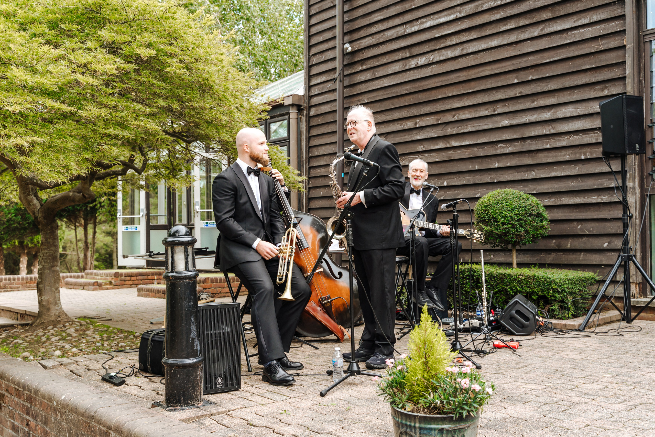 Wedding at Essendon Country Club. Photographer in England Ekaterina Romanova