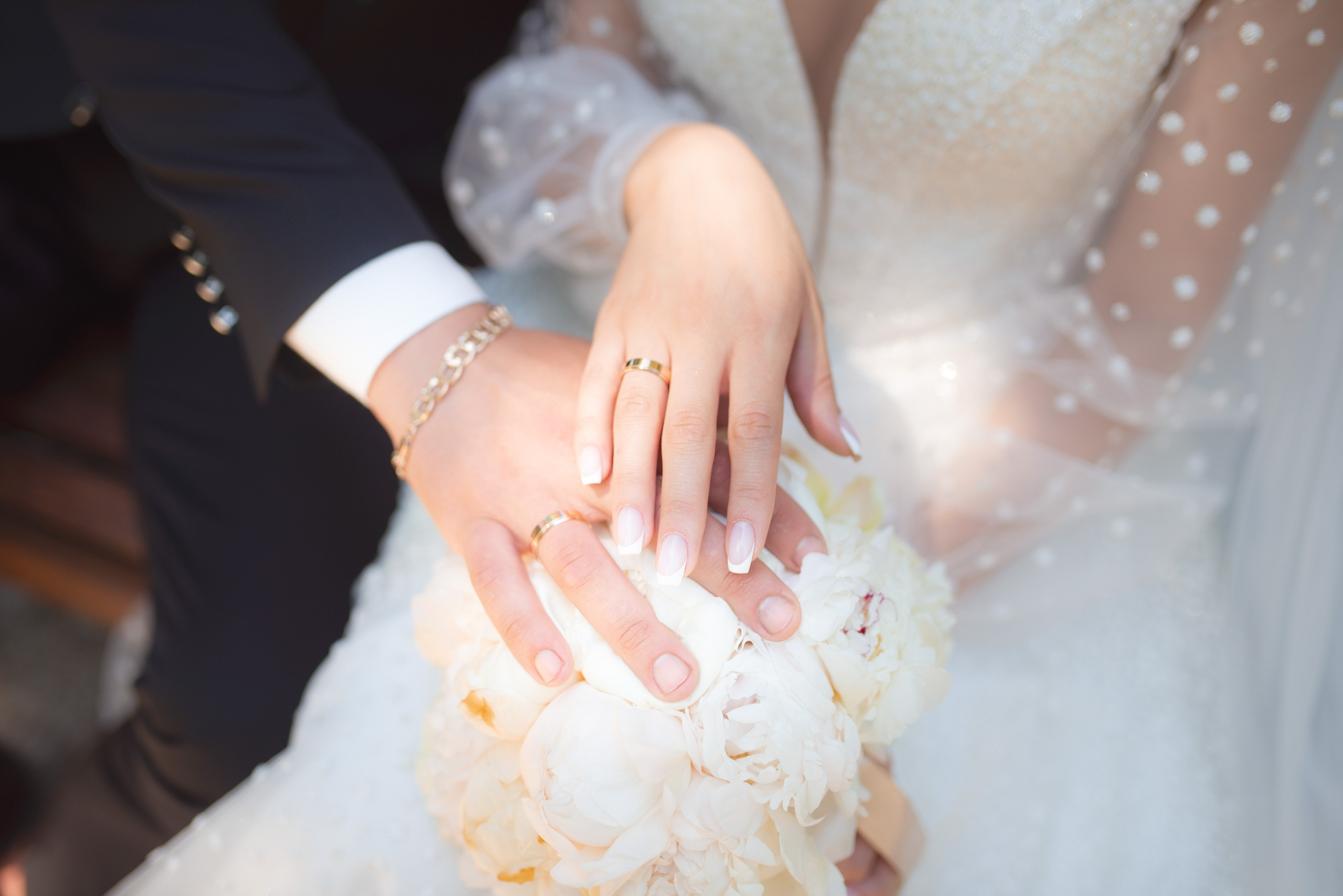 Vestuvių fotosesija, ceremonija, Vestuvių pasiruošimo fotografavimas. Vestuvių fotografas Vilnius Trakai kaina vestuvių fotografavimas fotografė personal.lt photogrpahy kainos jaunoji jaunikis nuotaka santuoka vestuvės, profesionali natūrali meninė reportažinė klasikinė fotosesija, vestuvių fotosesija gamtoje dvare