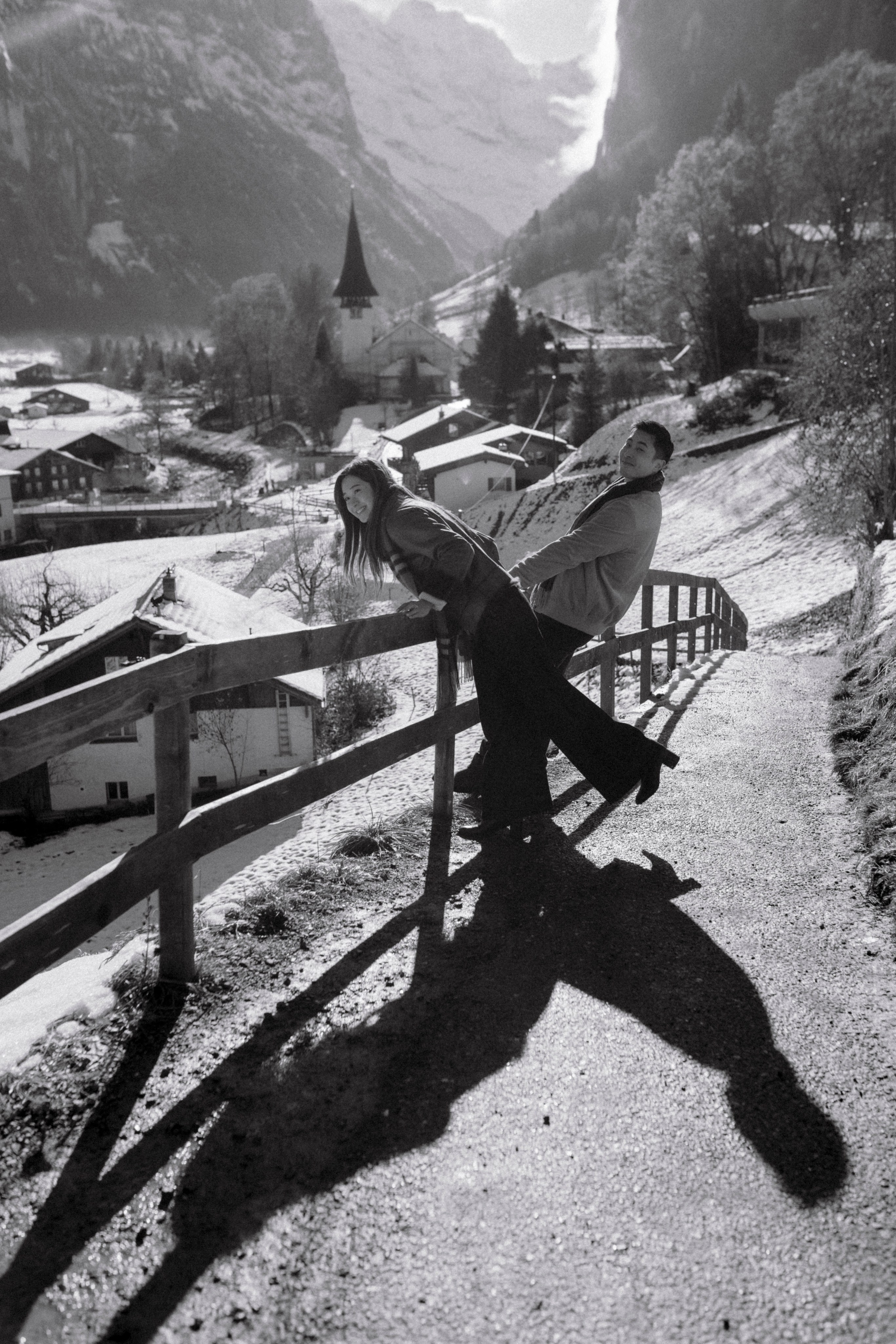 Polina Sobol — family & documentary photographer in Bern. Outdoor & urban photo sessions for families, kids and couples
