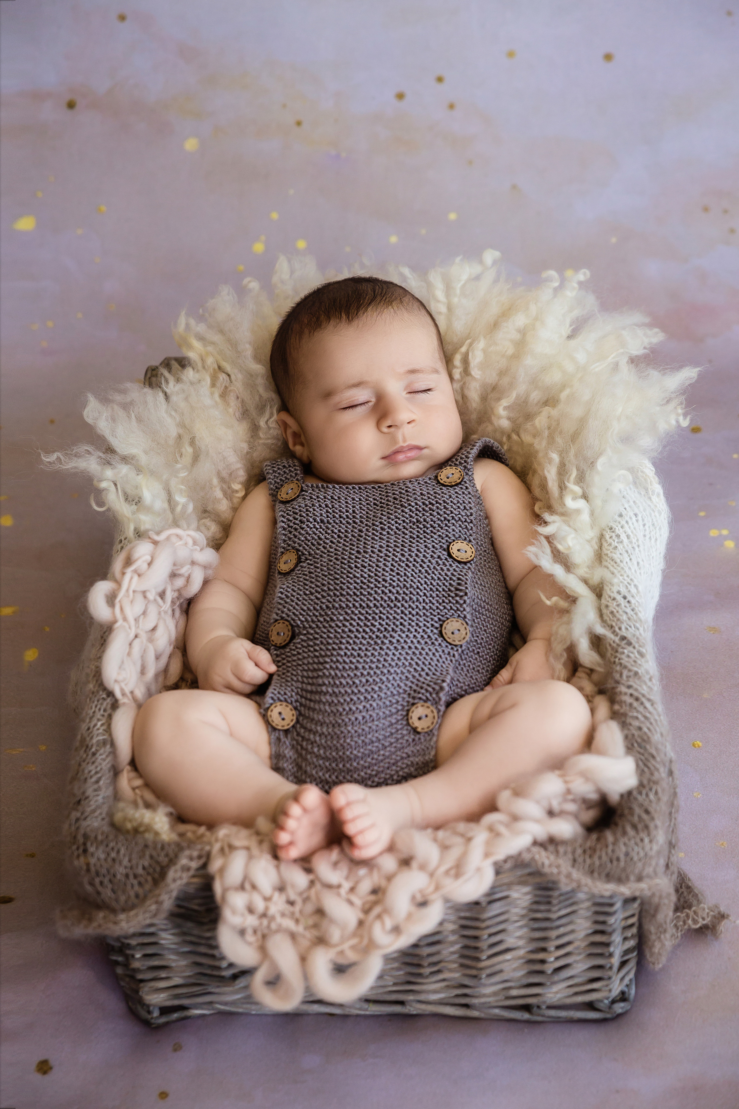 НОВОРОЖДЕННЫЕ