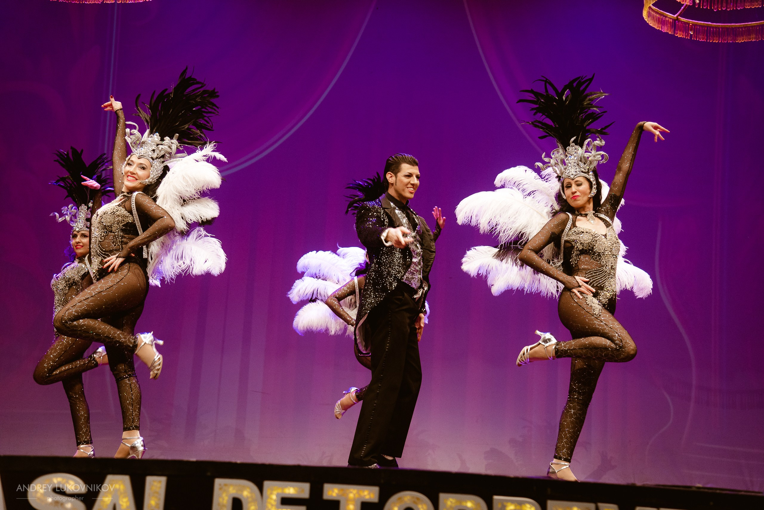 Reportaje fotográfico y rodaje entre bastidores del concierto de La Sal de Torrevieja en España