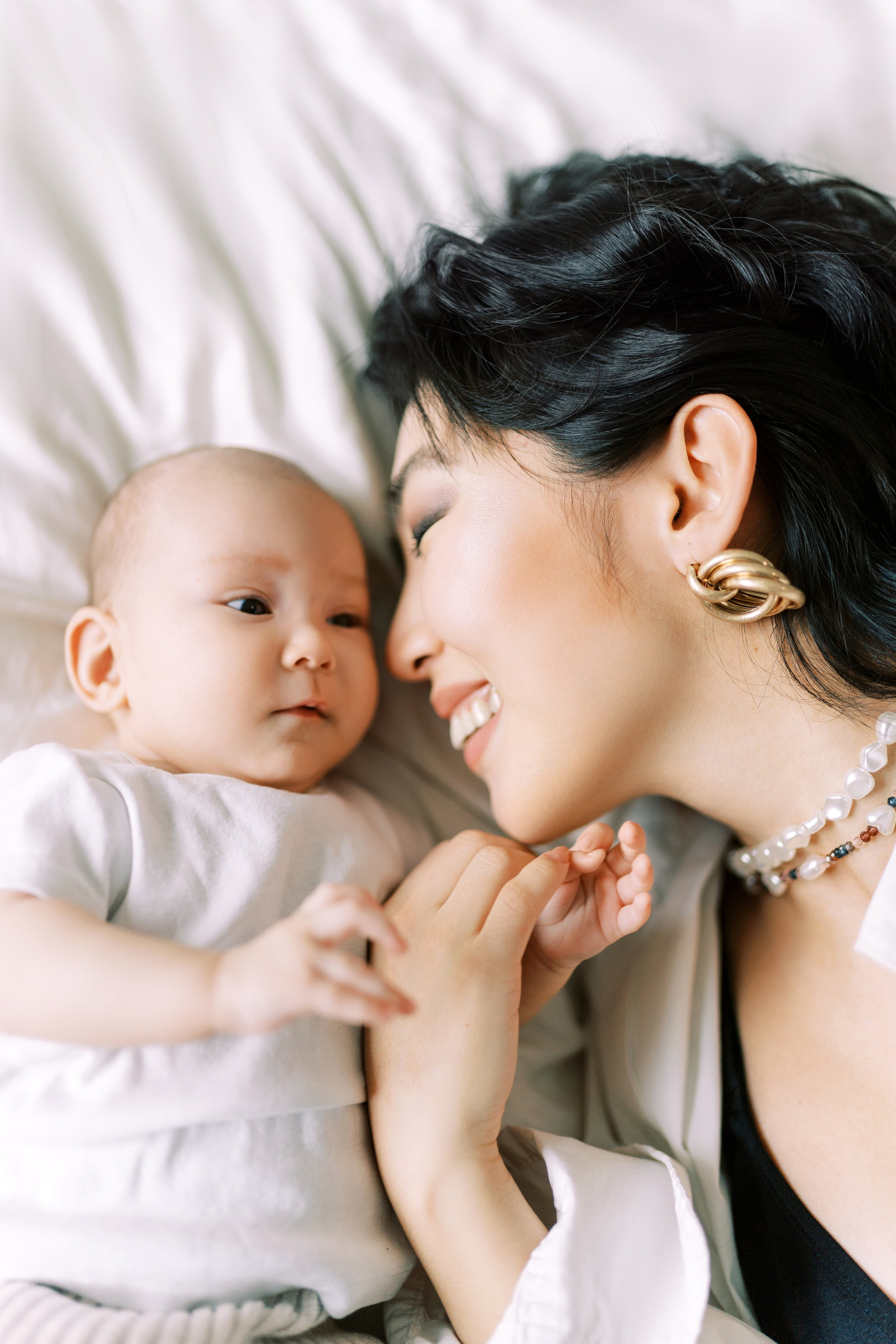 Family photoshoot. Vlad & Viktoria and baby. February 2024. EVAN ARISTOV WEDDING PHOTOGRAPHY — Seattle Wedding Photographer