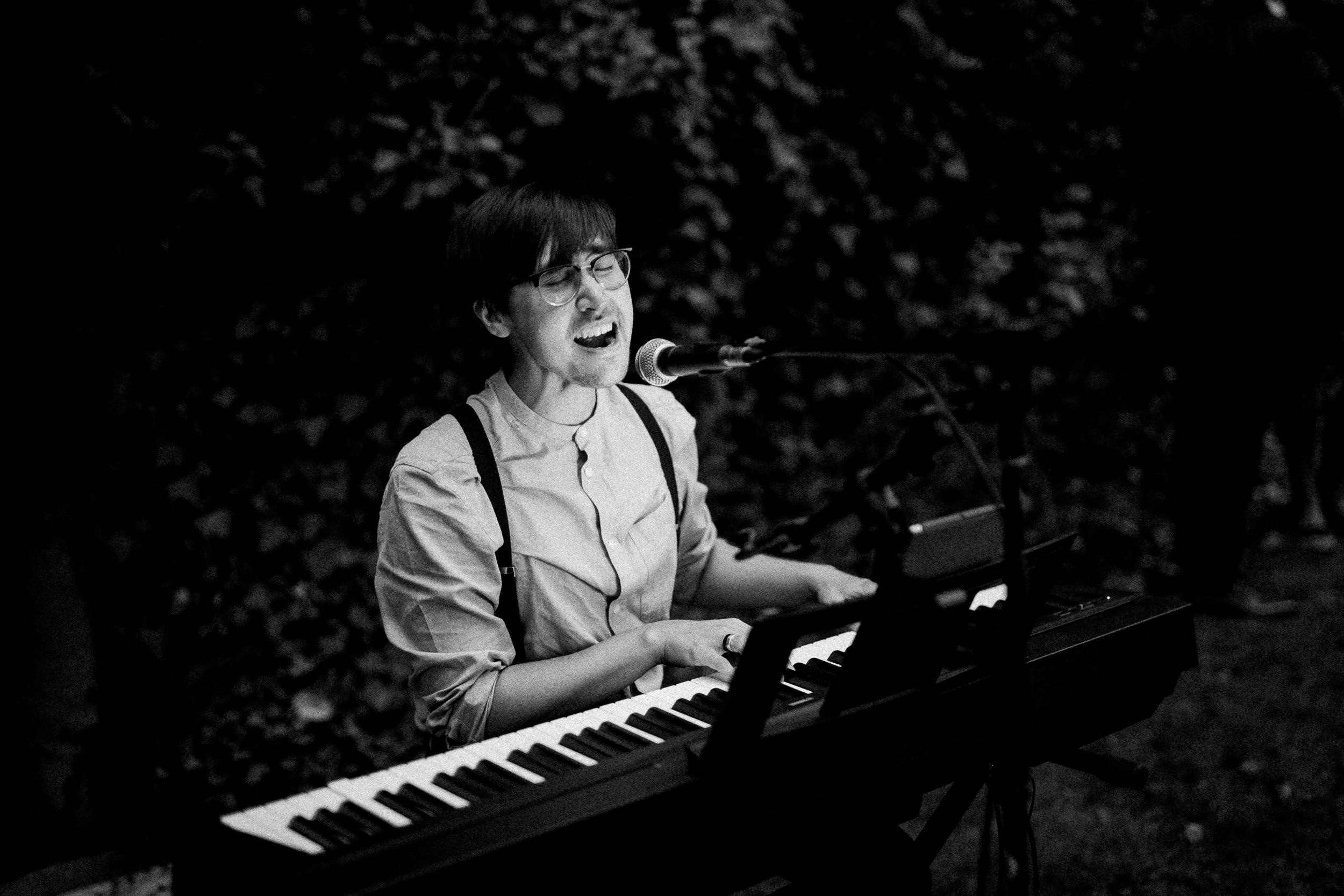 Intimate Wedding in castle Austria. Iceland elopement photographer & videographer