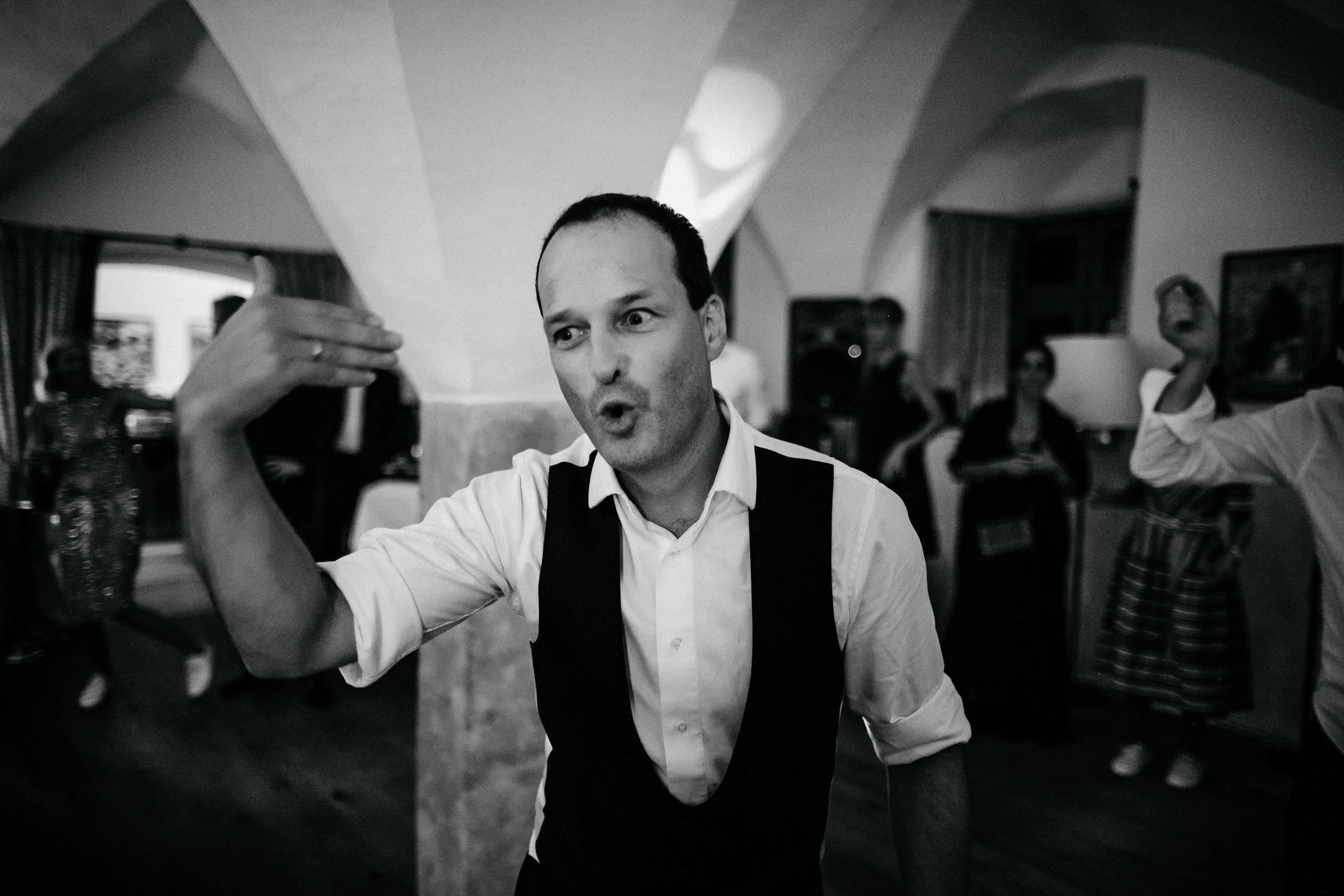 Intimate Wedding in castle Austria. Iceland elopement photographer & videographer