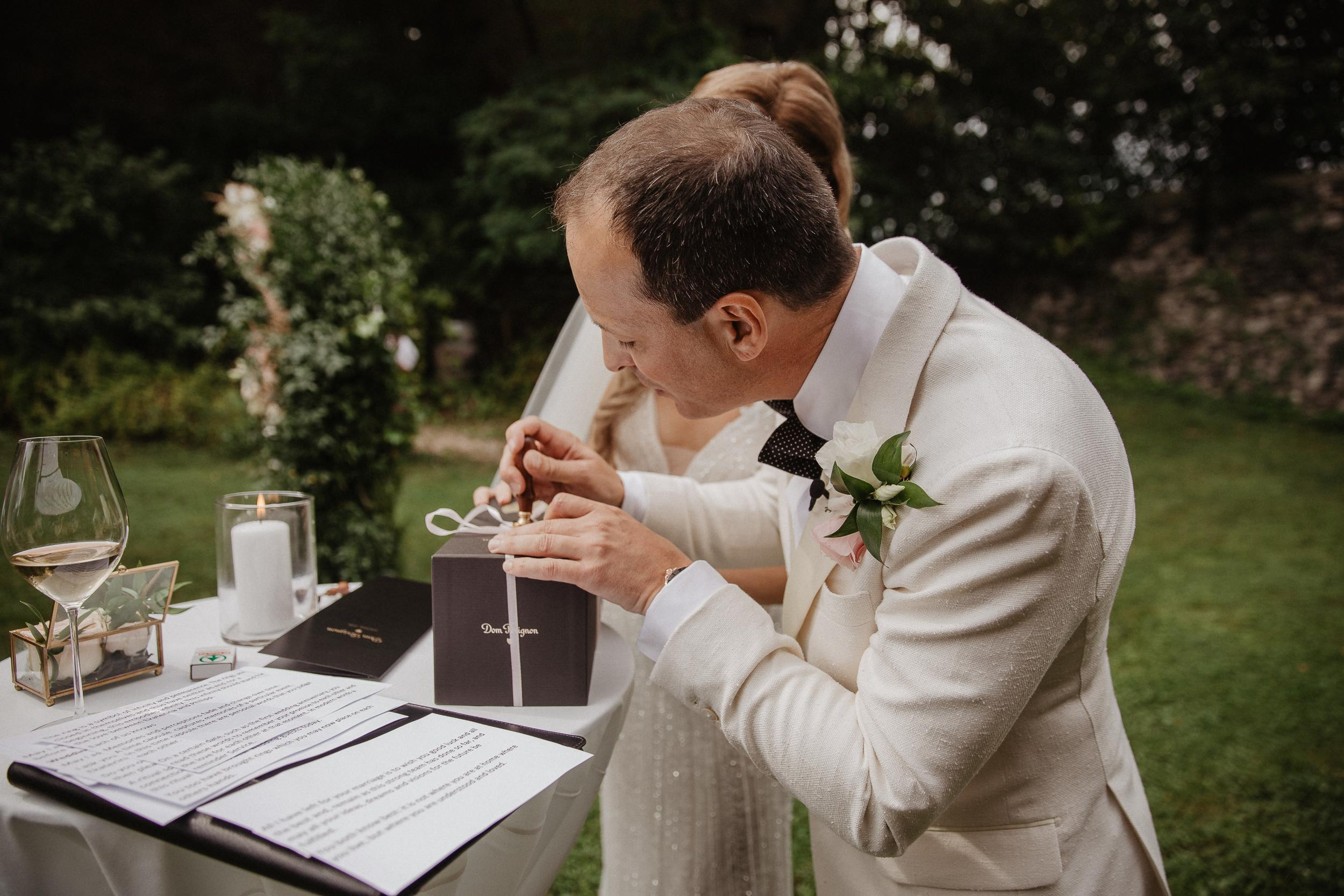 Intimate Wedding in castle Austria. Iceland elopement photographer & videographer