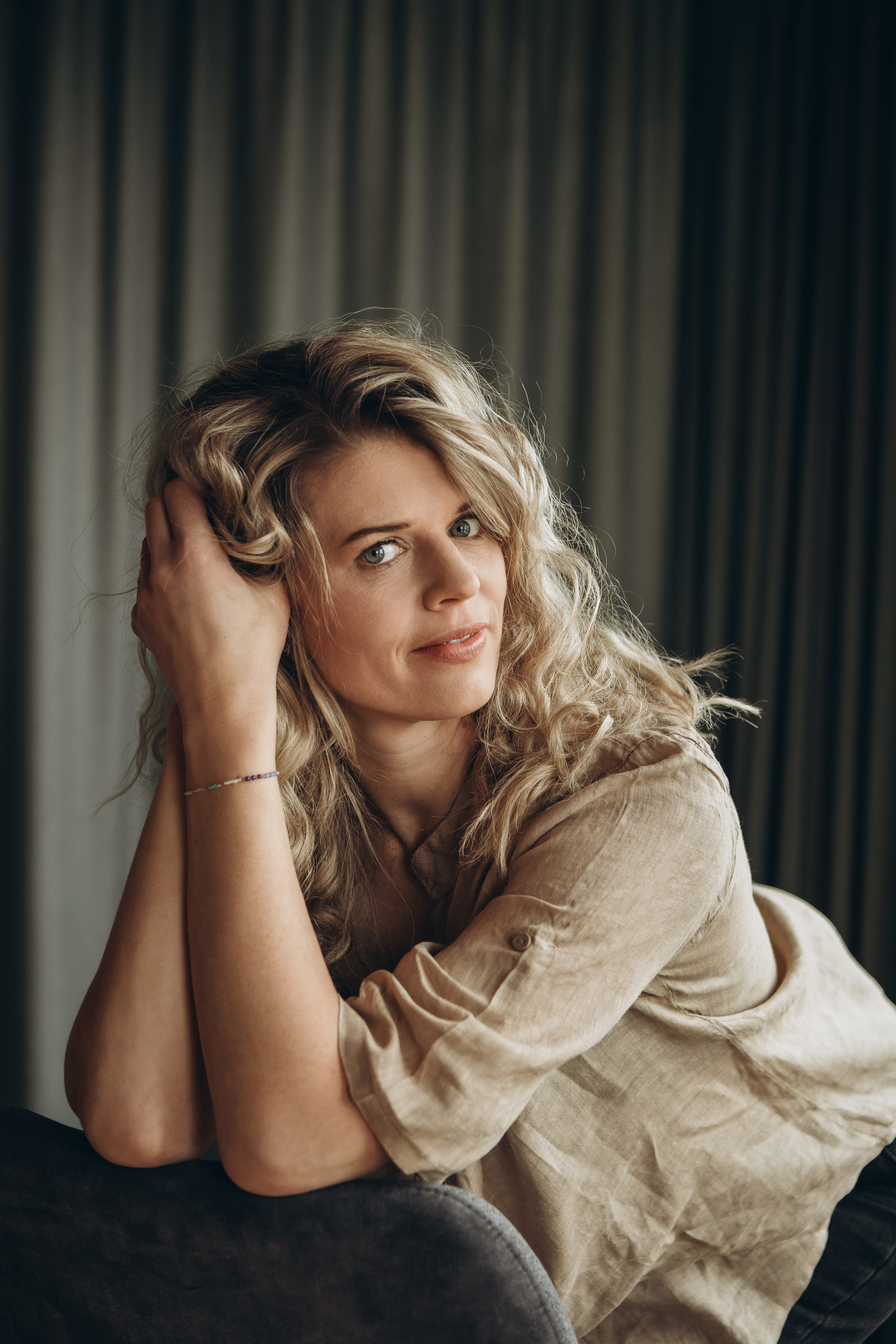 Porträt. Fotografin Larysa Chepurko| Füssen| Garmisch-Partenkirchen| Weilheim| Schongau| Murnau| München | Hochzeitsfotograf Füssen | Larysa Photo