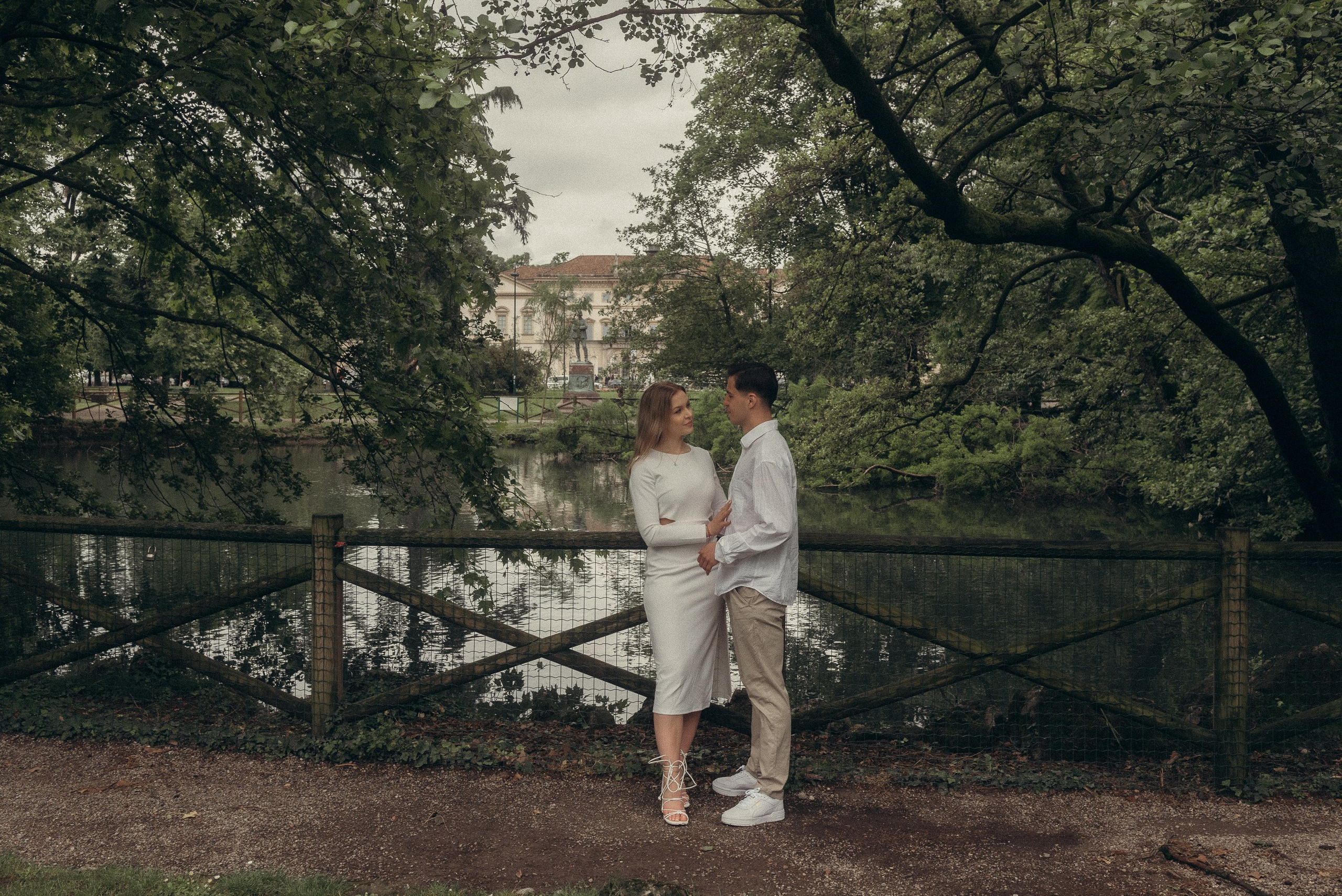 Milan. Lovestory before rain. Анастасия Бучинская фотограф в Милане