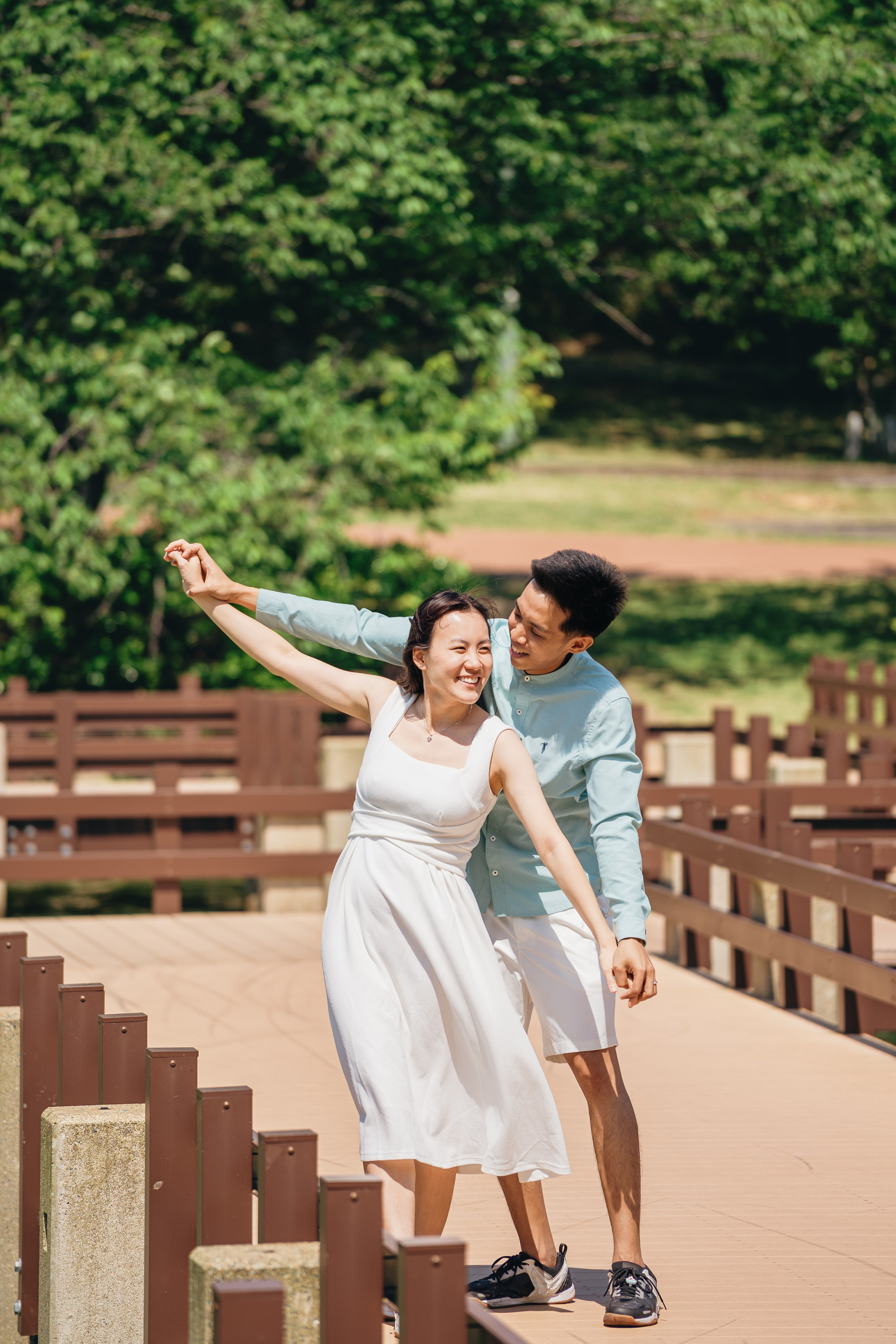 Fukuoka Couple Photoshoot: Roses, Totoro Forest & Sunset Love Story