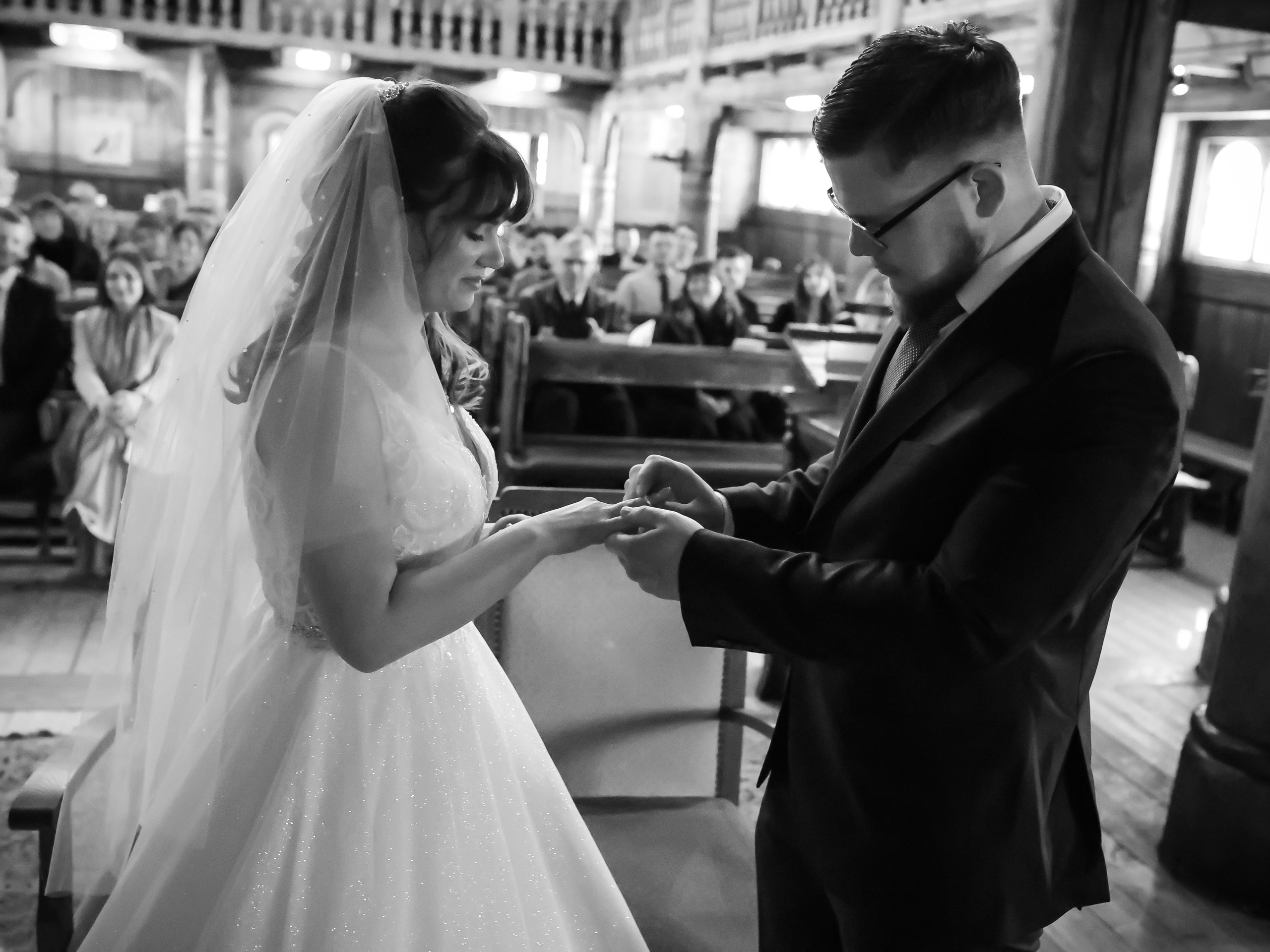 Kirchliche Trauung. Familien- Fotografin in Marienhafe, Aurich, Emden, Norden, Leer