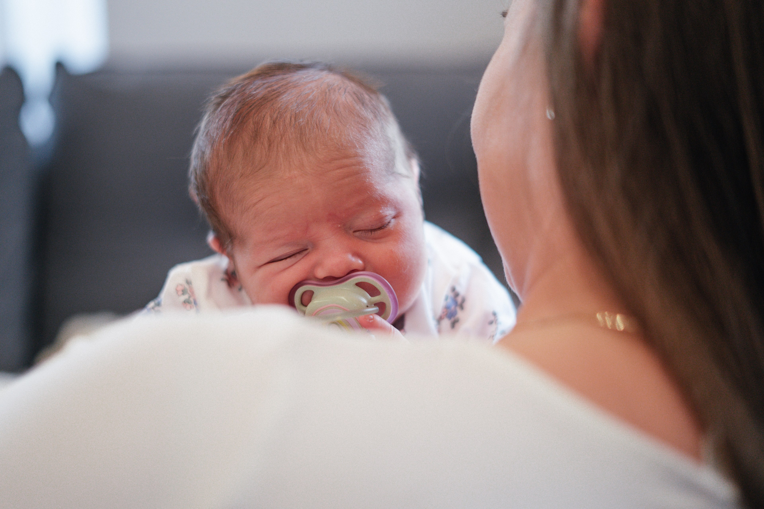 Těhotenství / Newborn. Jana Holubová | Wedding, Couple & Family Photographer in Prague