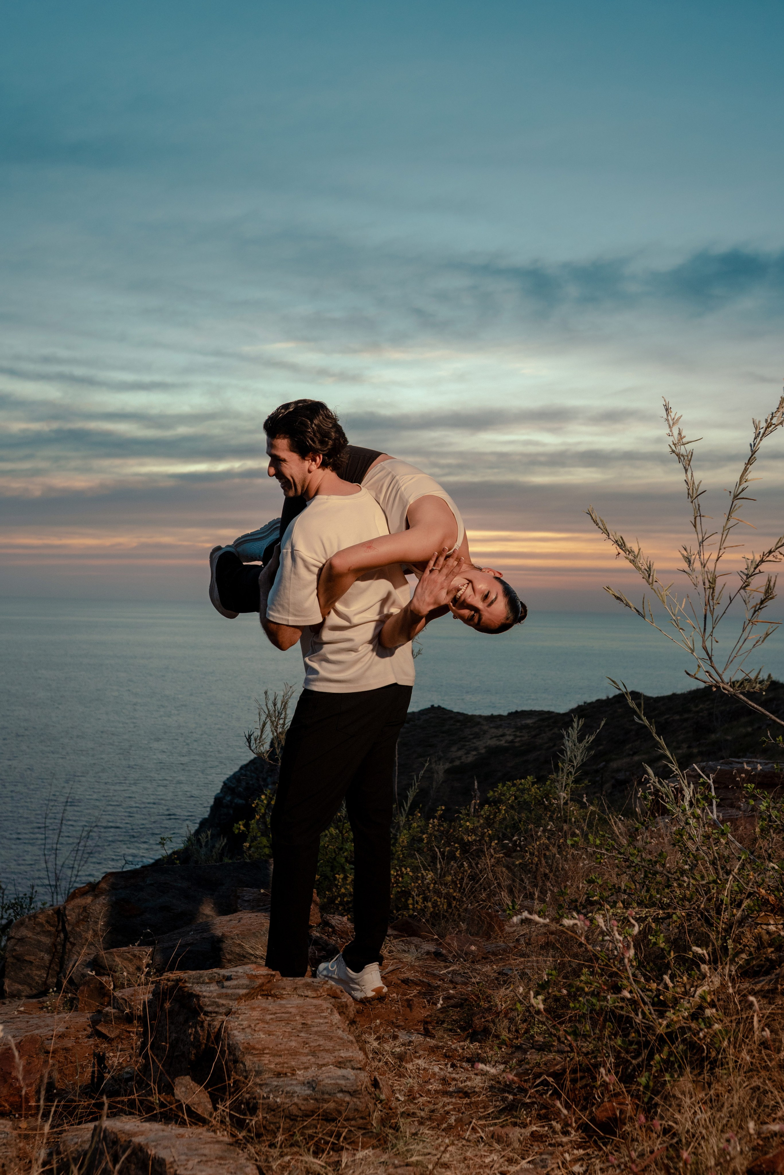 Save the Date at Punta Lobos | Adventure Engagement Session in Todos Santos. Los Cabos Wedding Photographer – Izrael Reyna