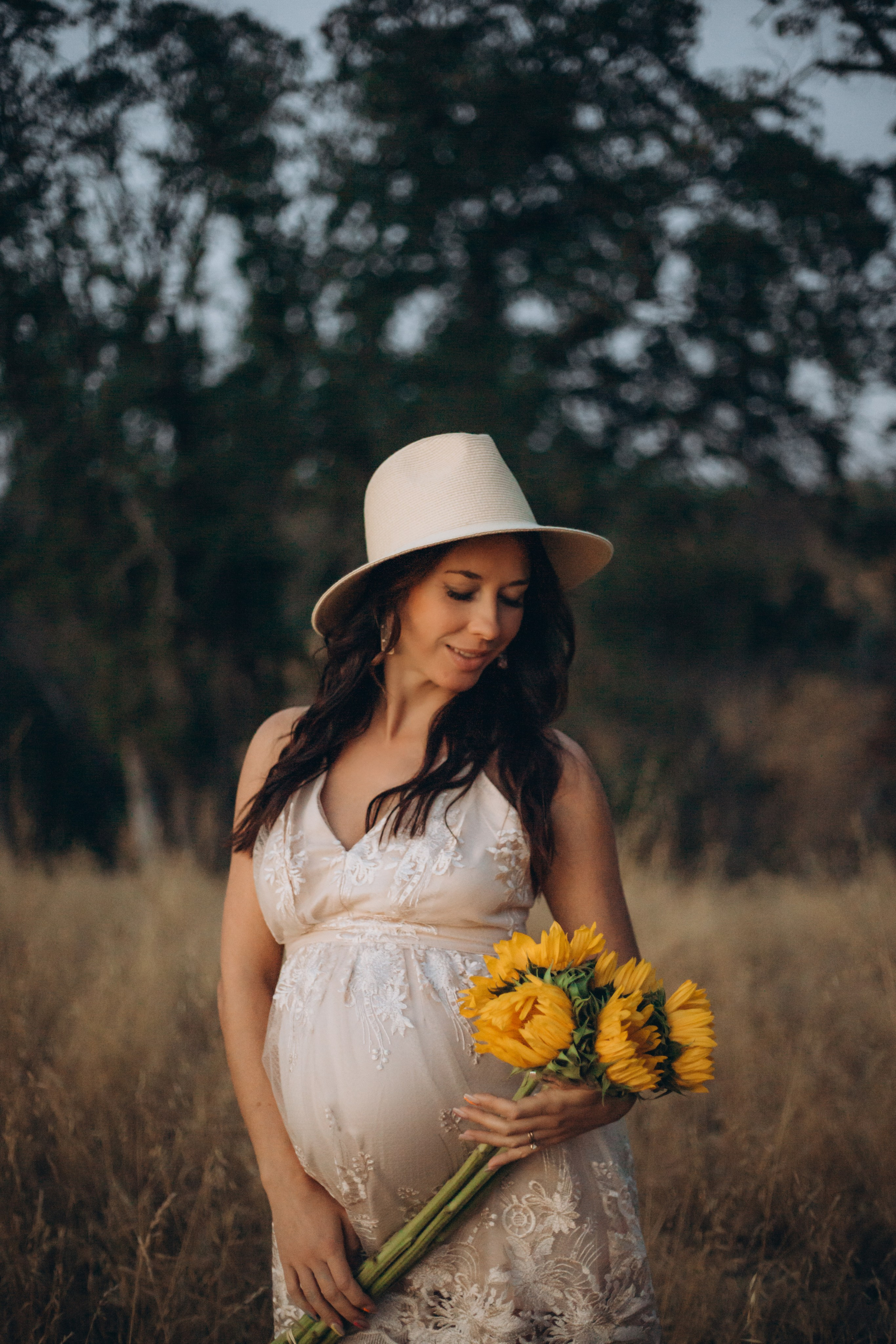 Maternity. Family and children’s lifestyle photographer Elena Tumanova