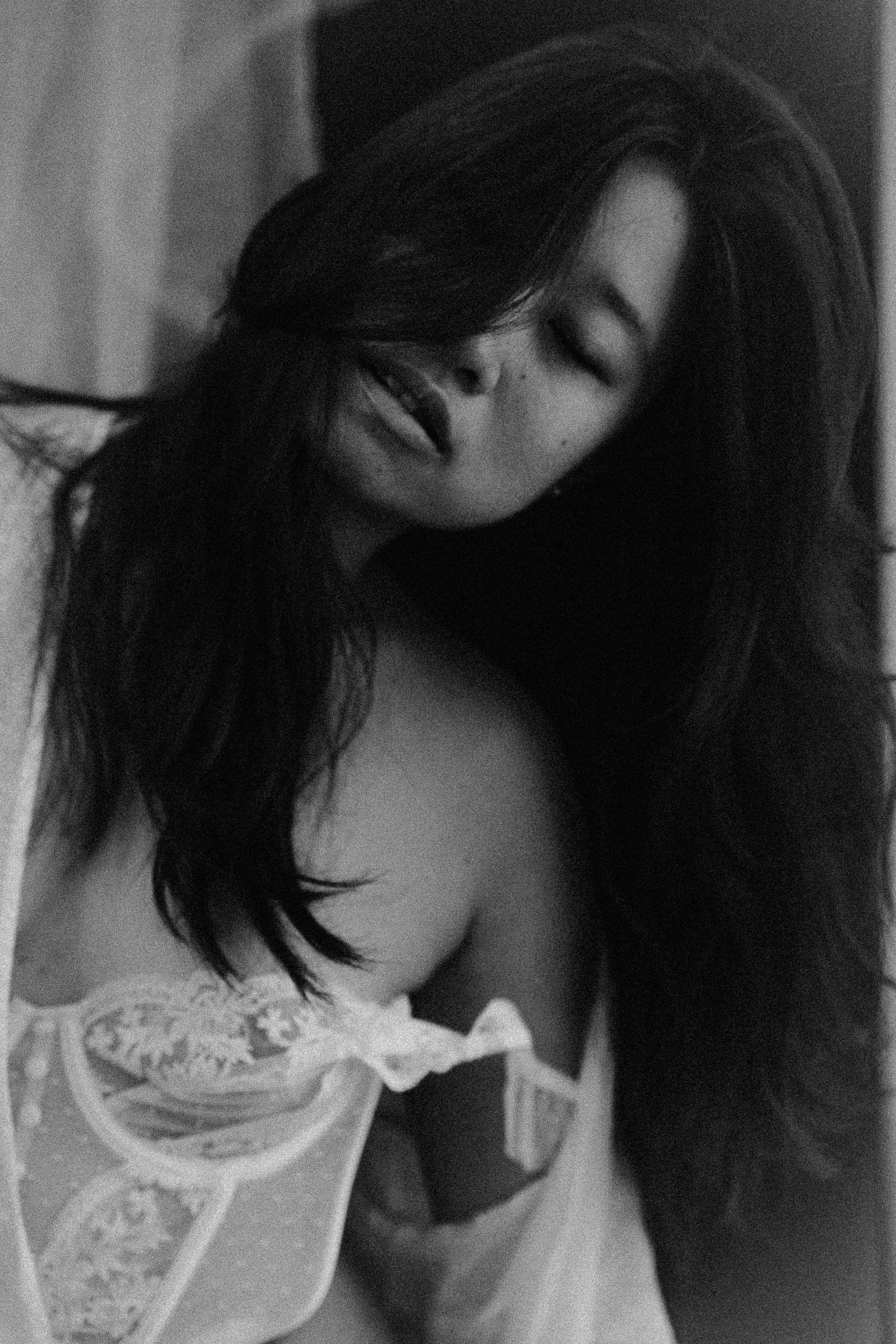 Individuale e coppie. Svitlana Miahka fotografa a Genova