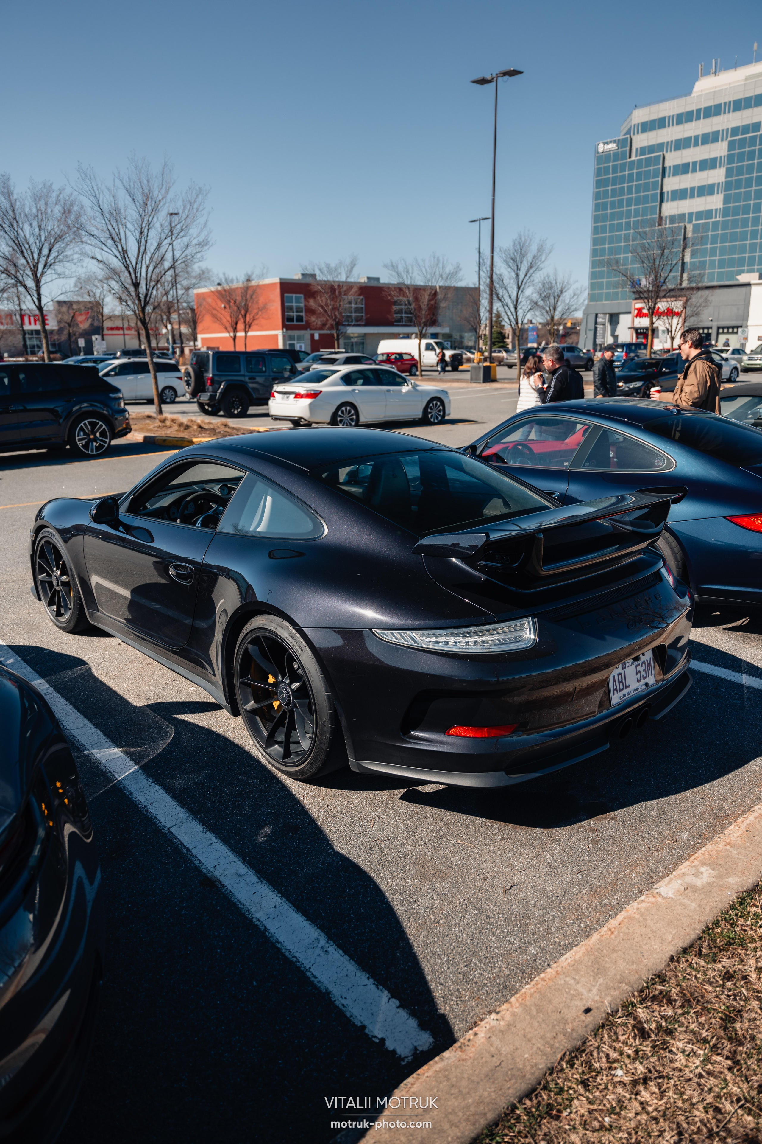 Porsche meet Montreal. Photographer in Paris — Vitalii Motruk