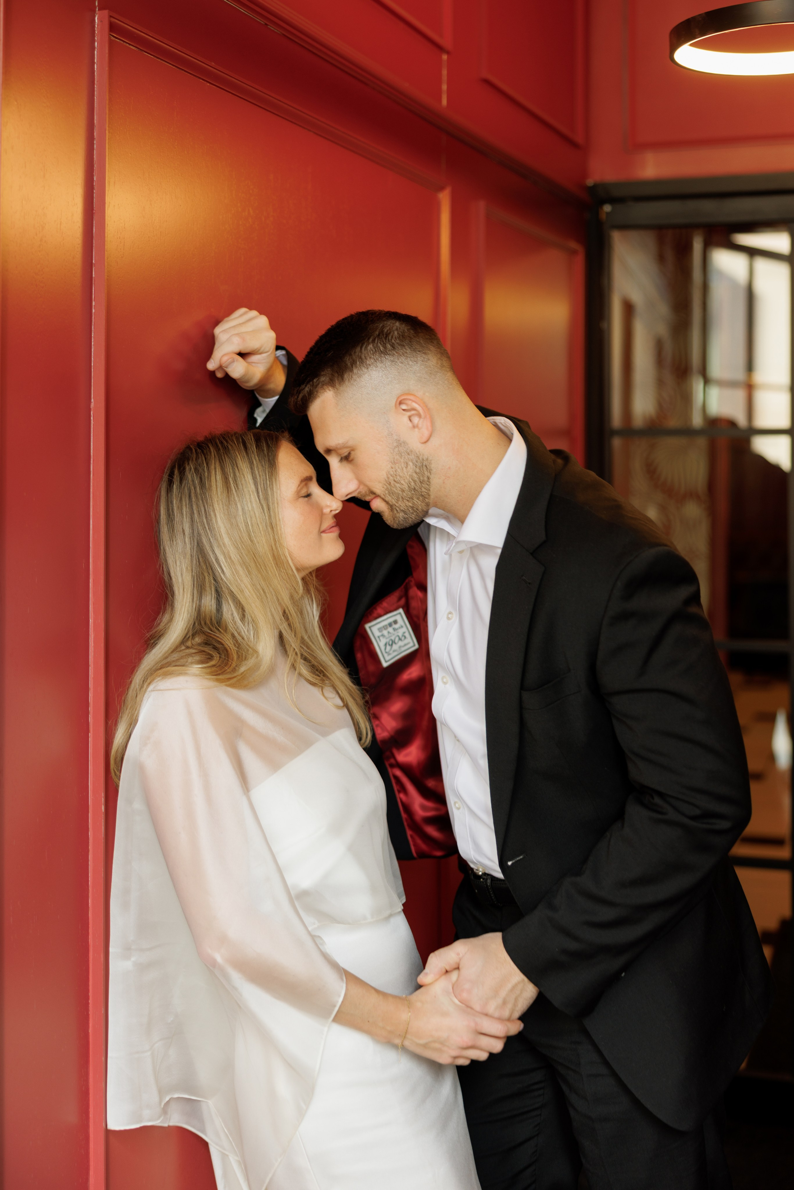 Vasylton Studio• Wedding Photographer | Capturing moments, preserving memories