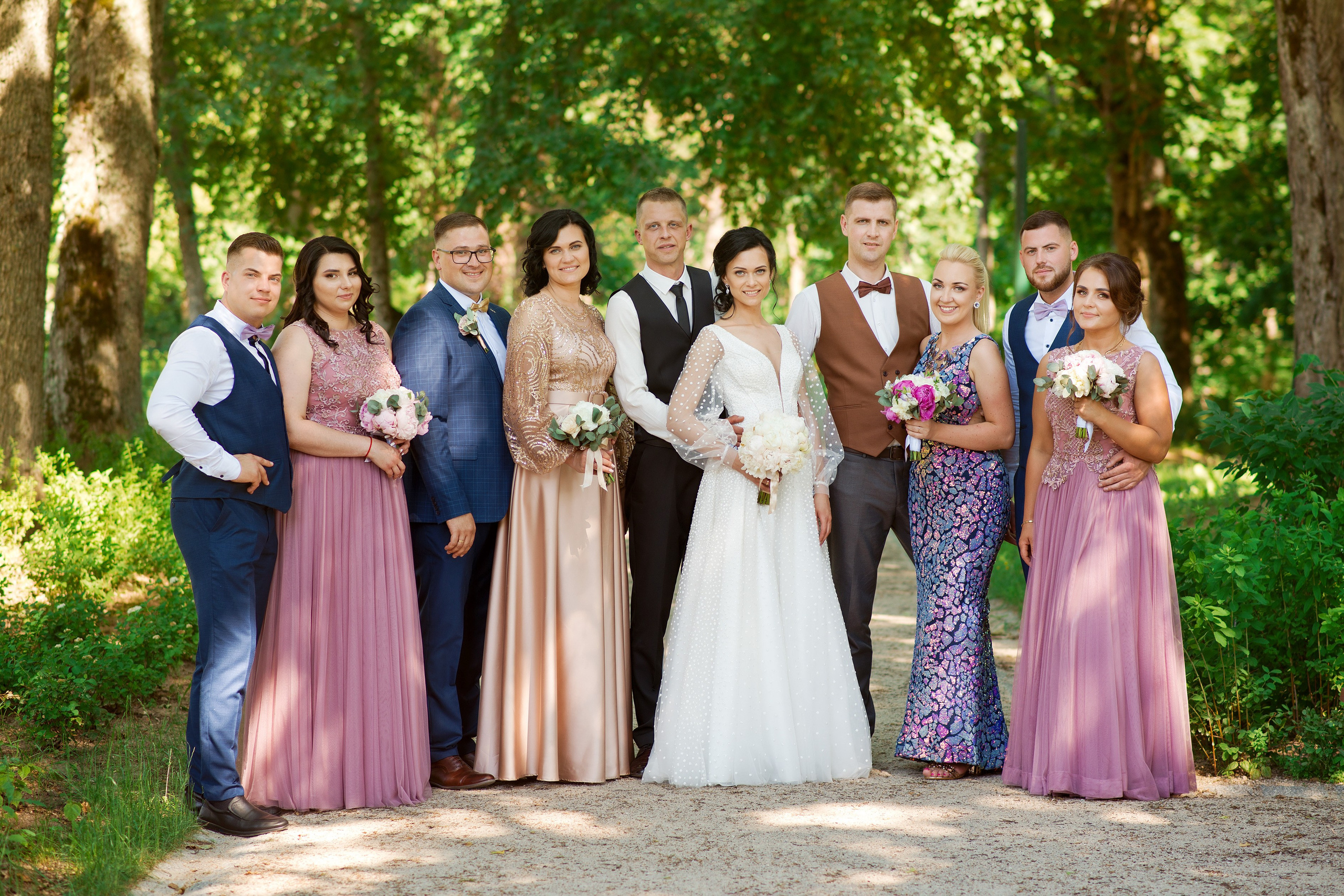 Vestuvių fotosesija, ceremonija, Vestuvių pasiruošimo fotografavimas. Vestuvių fotografas Vilnius Trakai kaina vestuvių fotografavimas fotografė personal.lt photogrpahy kainos jaunoji jaunikis nuotaka santuoka vestuvės, profesionali natūrali meninė reportažinė klasikinė fotosesija, vestuvių fotosesija gamtoje dvare