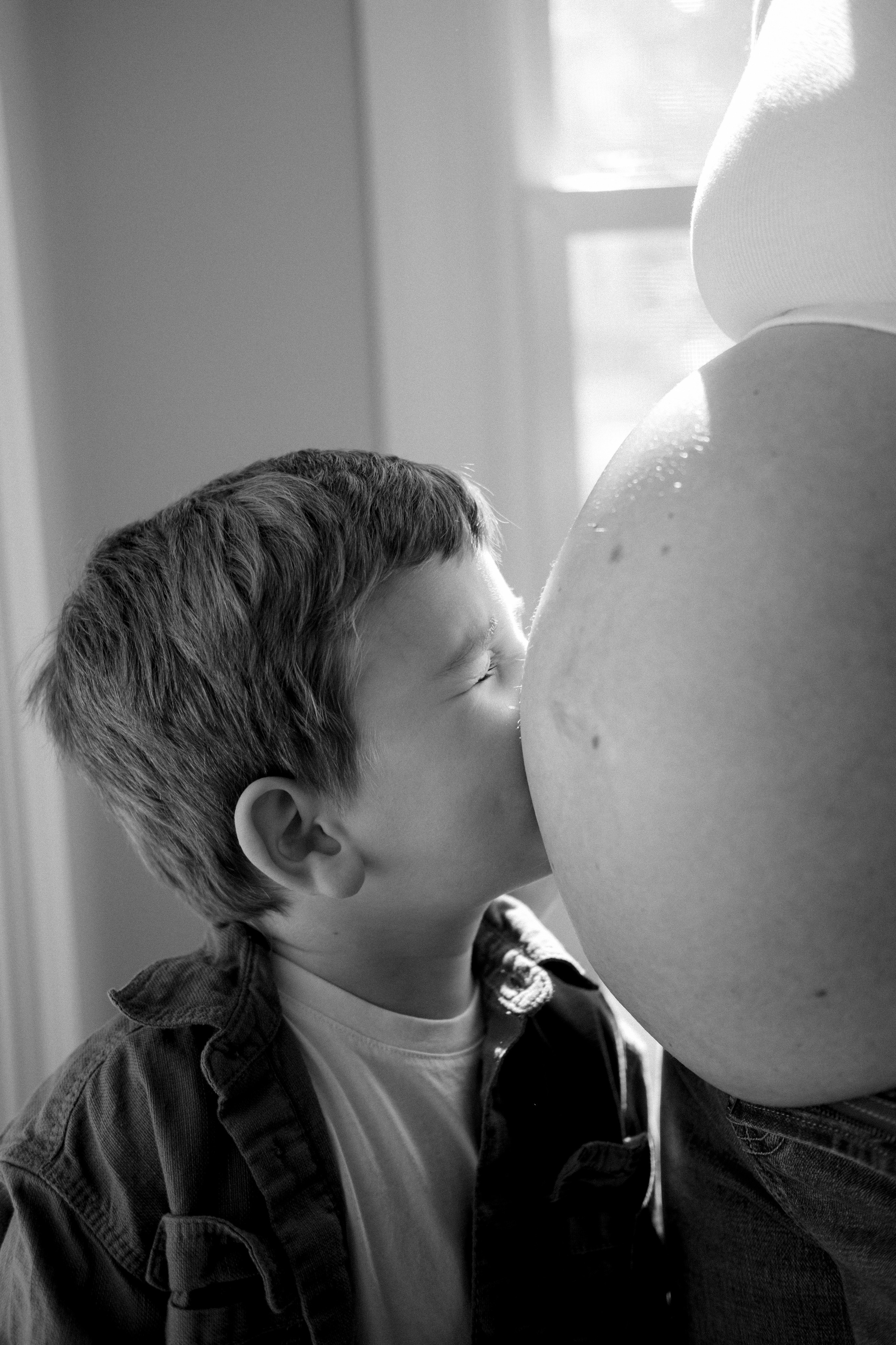 Richmond, VA Maternity Photographer | Editorial & Documentary Portraits. Family Photographer Richmond VA | Anna Dobrovolskaia