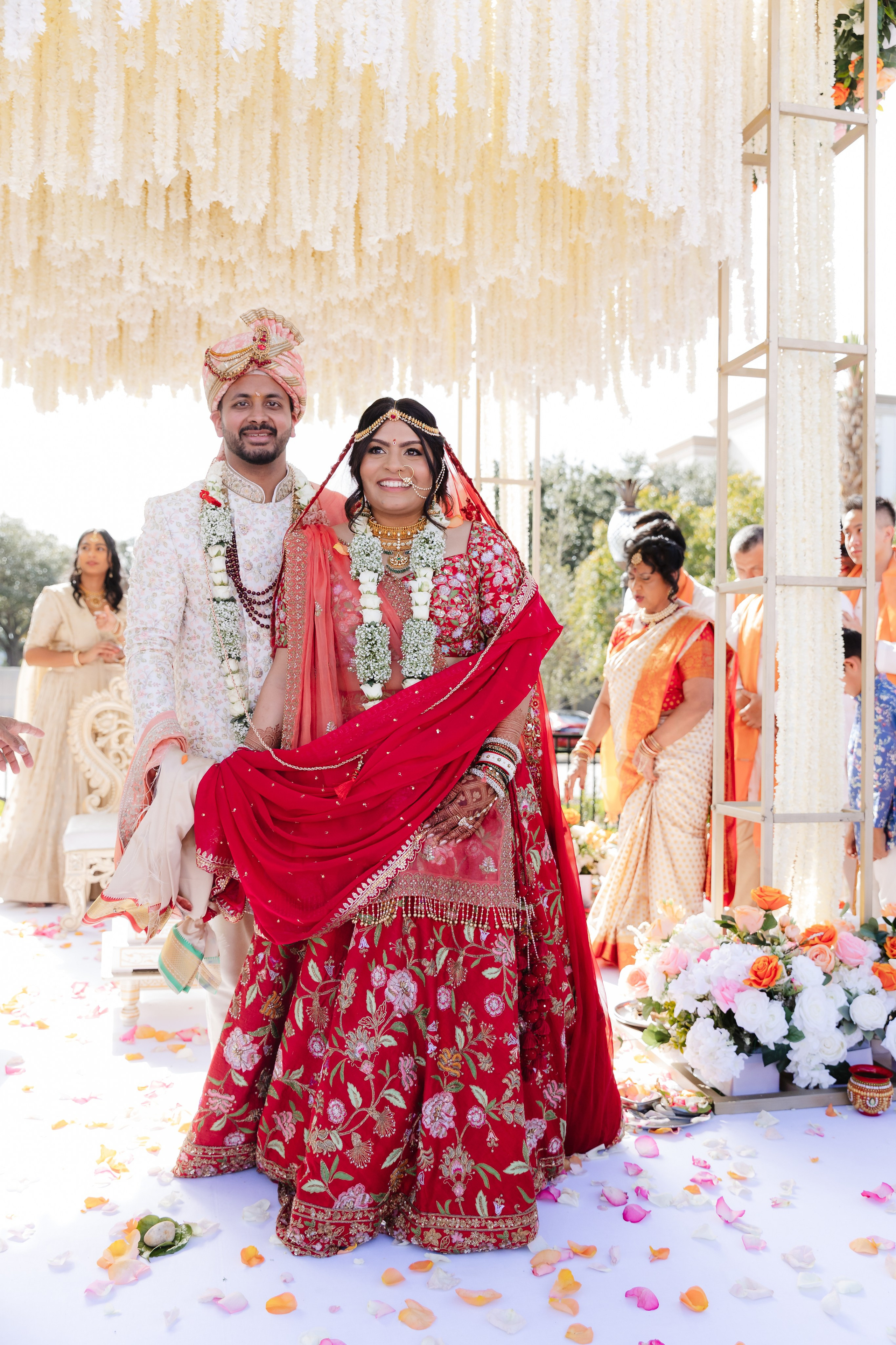 A Sacred Hindu Celebration of Love, Ritual, and Tradition. YES I DO PRODUCTION — Wedding photography&videography
