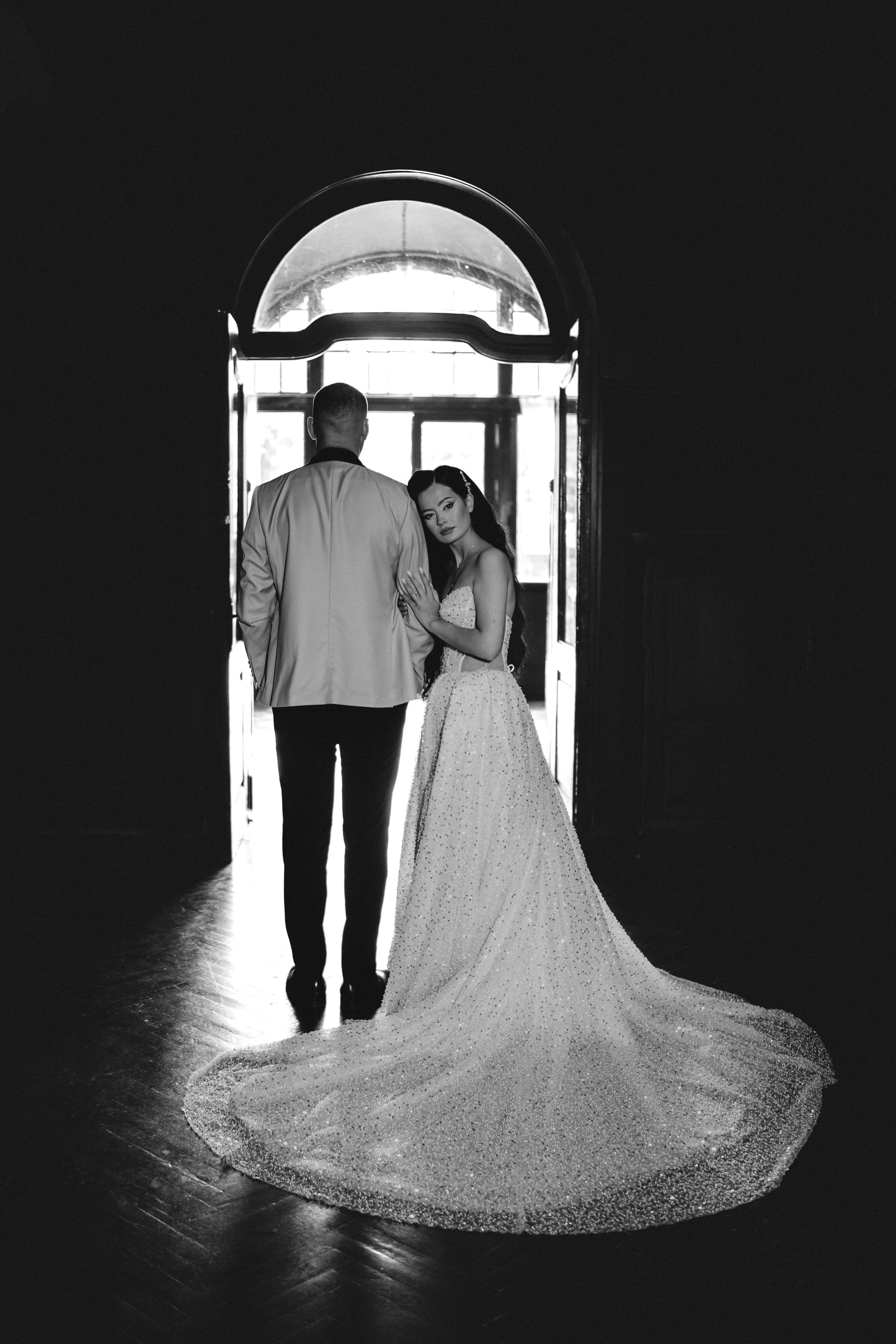 Catalina & Remus. Raw Studio. Fotograful tau de nunta!