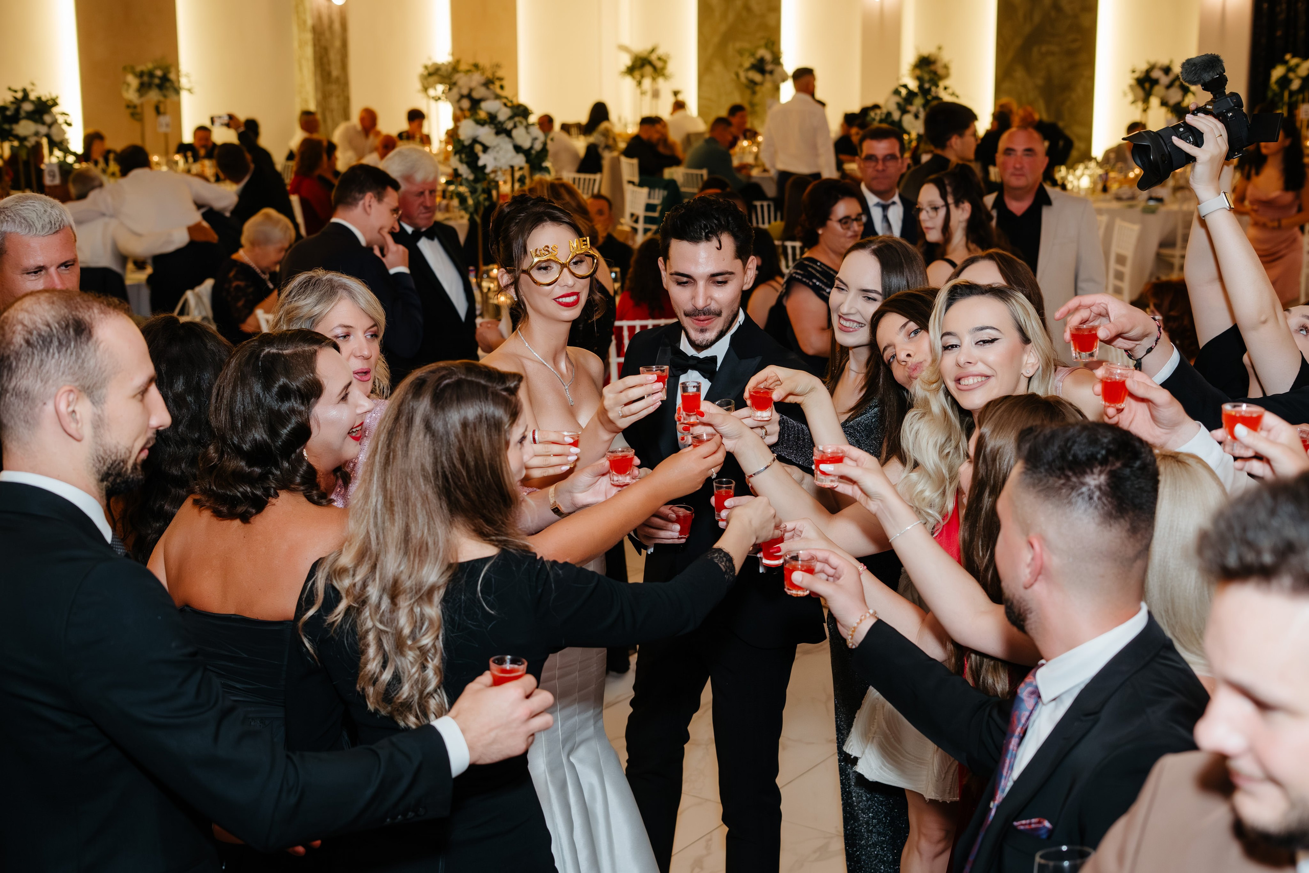 Povestea de nuntă a lui Anca și Dragoș în Bacău | Fotografie de Eveniment. Raw Studio. Fotograful tau de nunta!