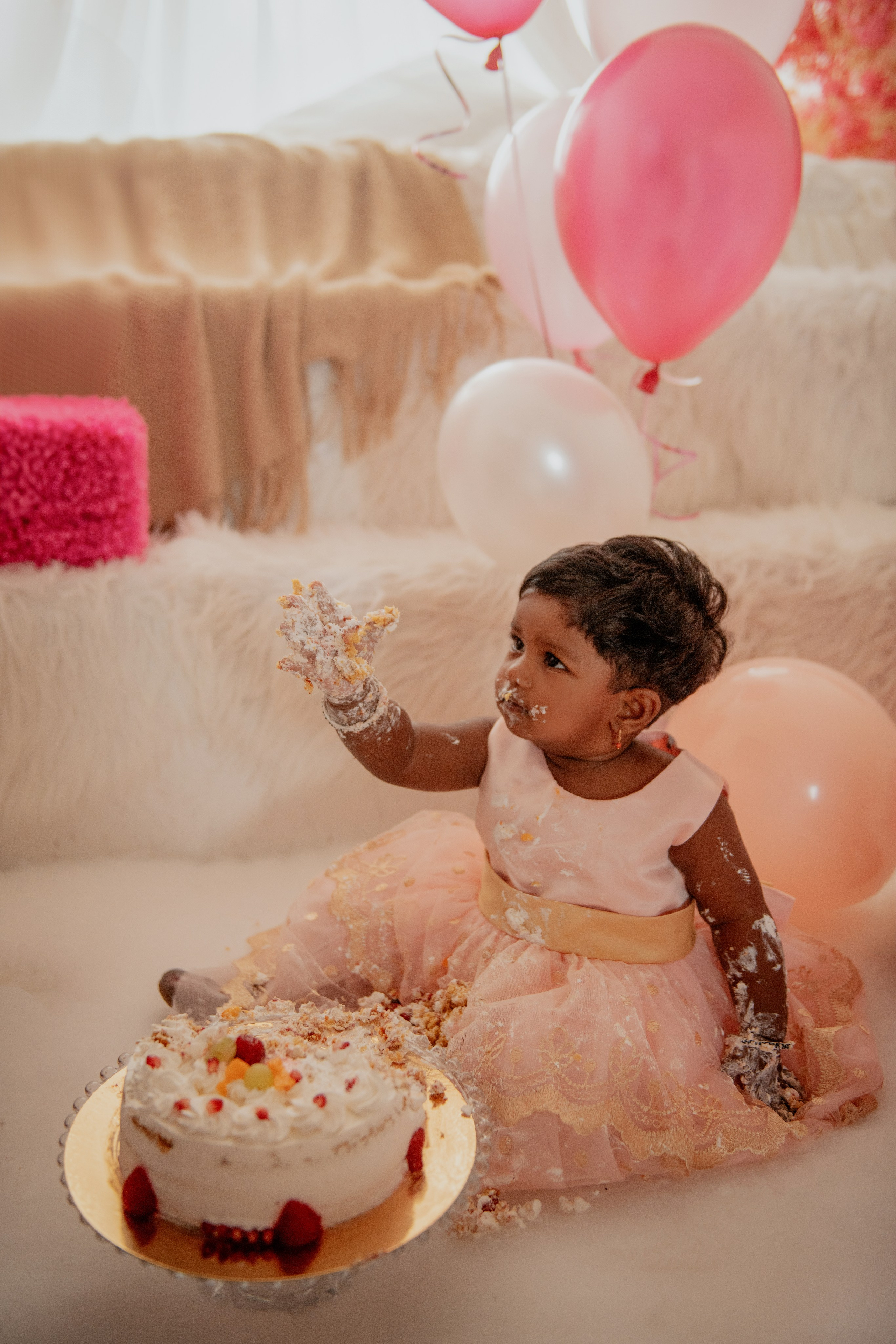 Birthday photoshoot in the studio in the centre of Prague. Professional photographer in Prague Anastasia Haritonova