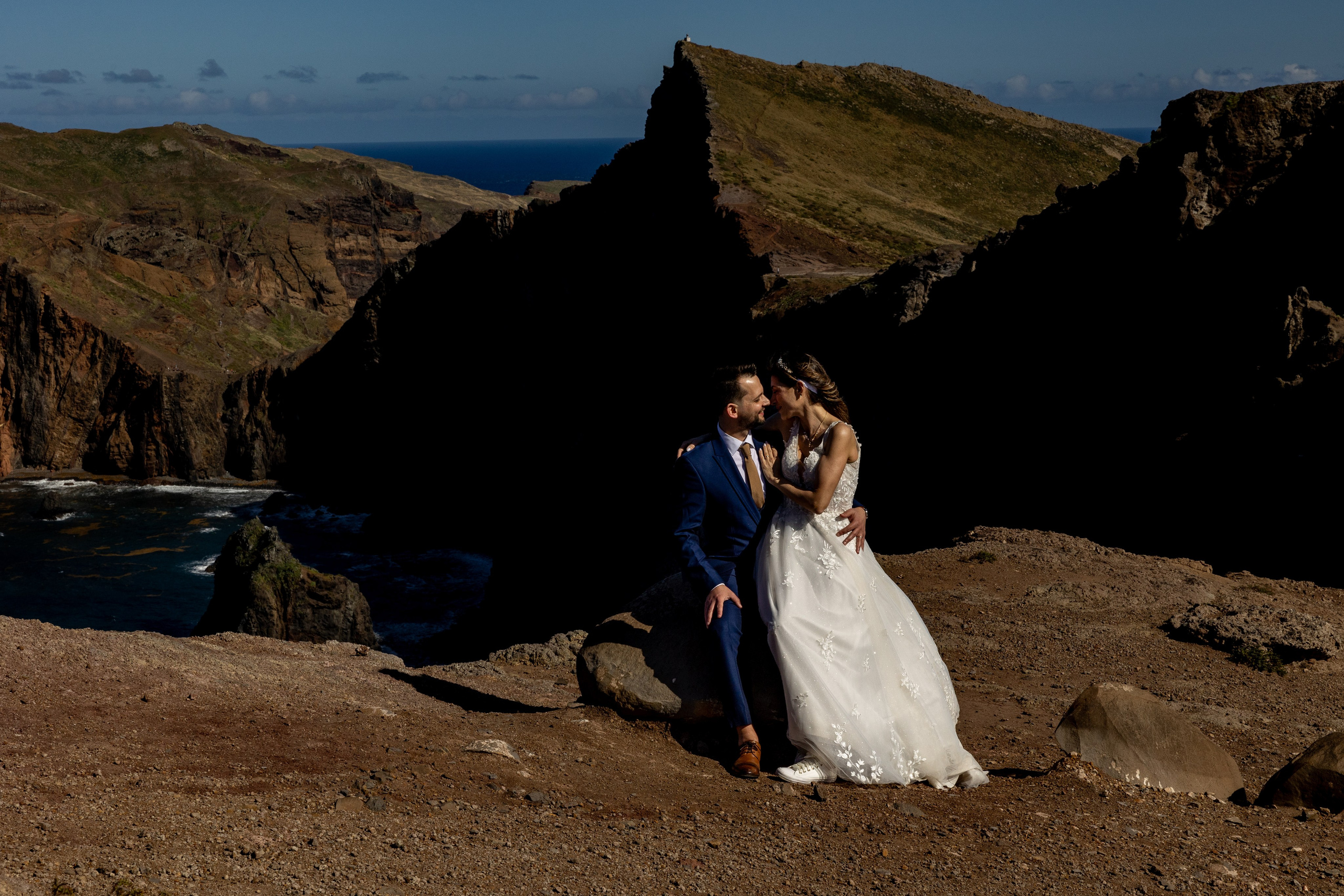 Madeira Elopement Photoshoot | Romantic Couple Session in Madeira Island. Lisbon Wedding Photographer | Elegant Wedding Storytelling