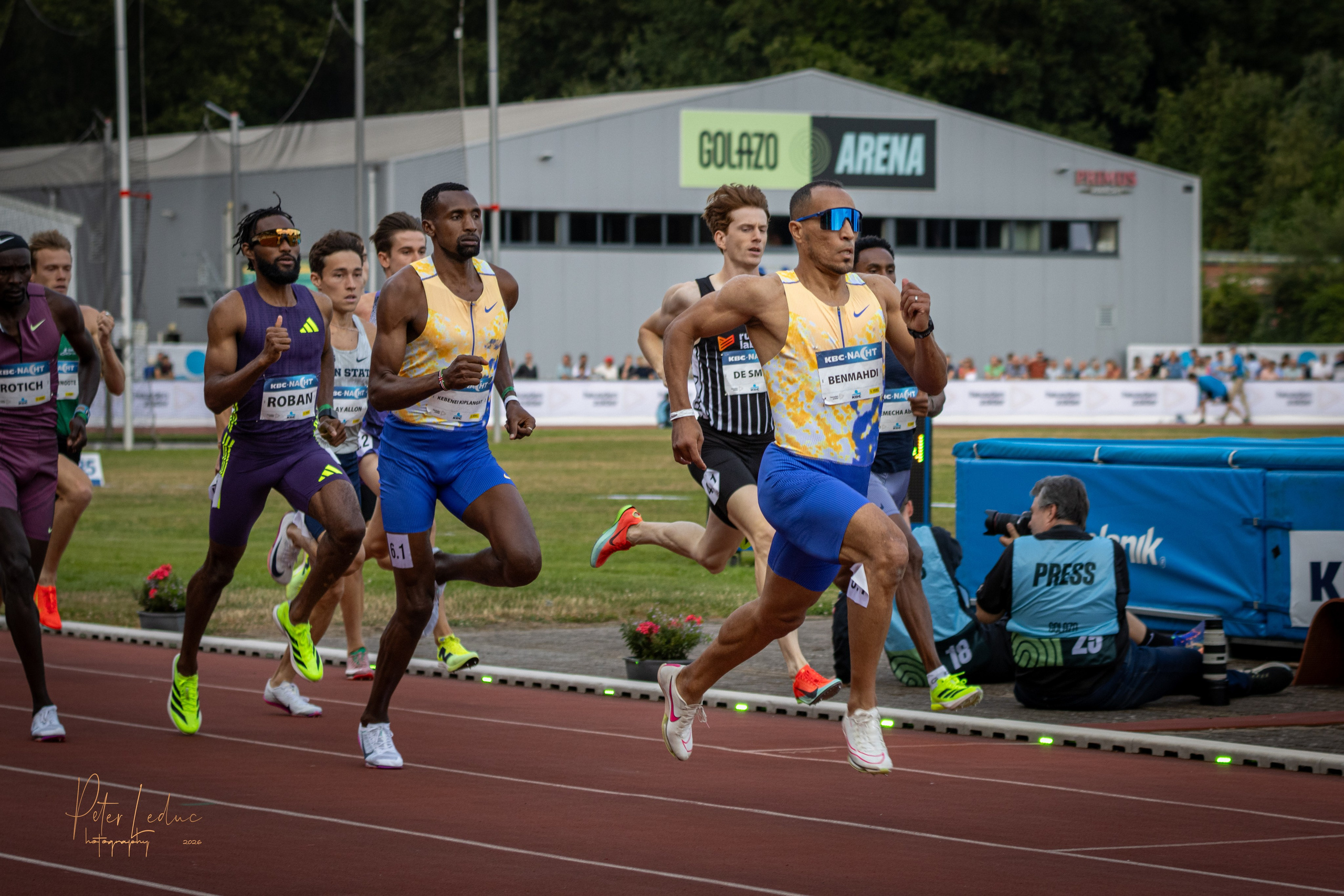 Nacht van de Atletiek. Peter Leduc is een passionele hobbyfotograaf uit België, gespecialiseerd in creatieve fotografie, visuele verhalen en unieke fotoprojecten
