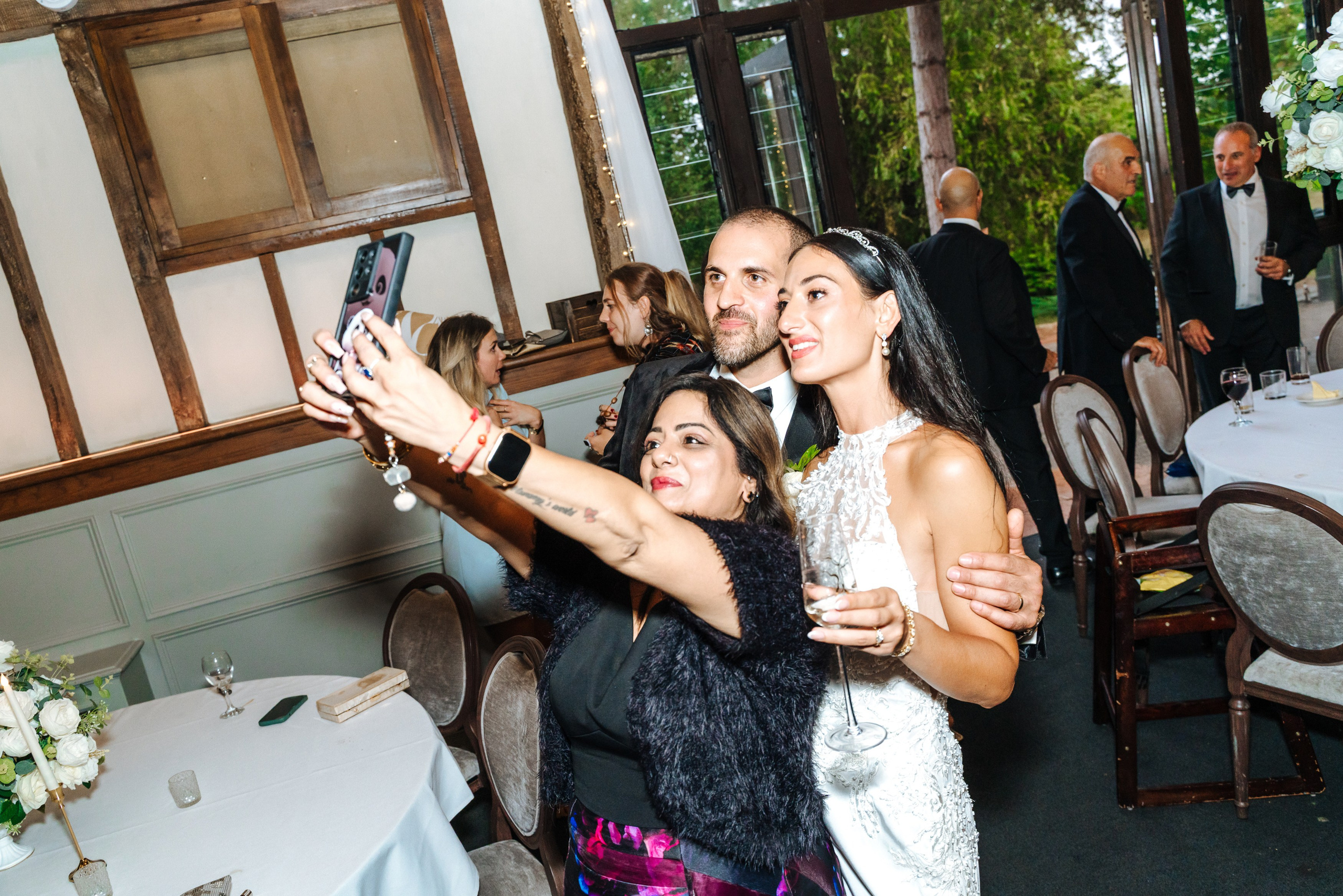 Wedding at Essendon Country Club. Photographer in England Ekaterina Romanova