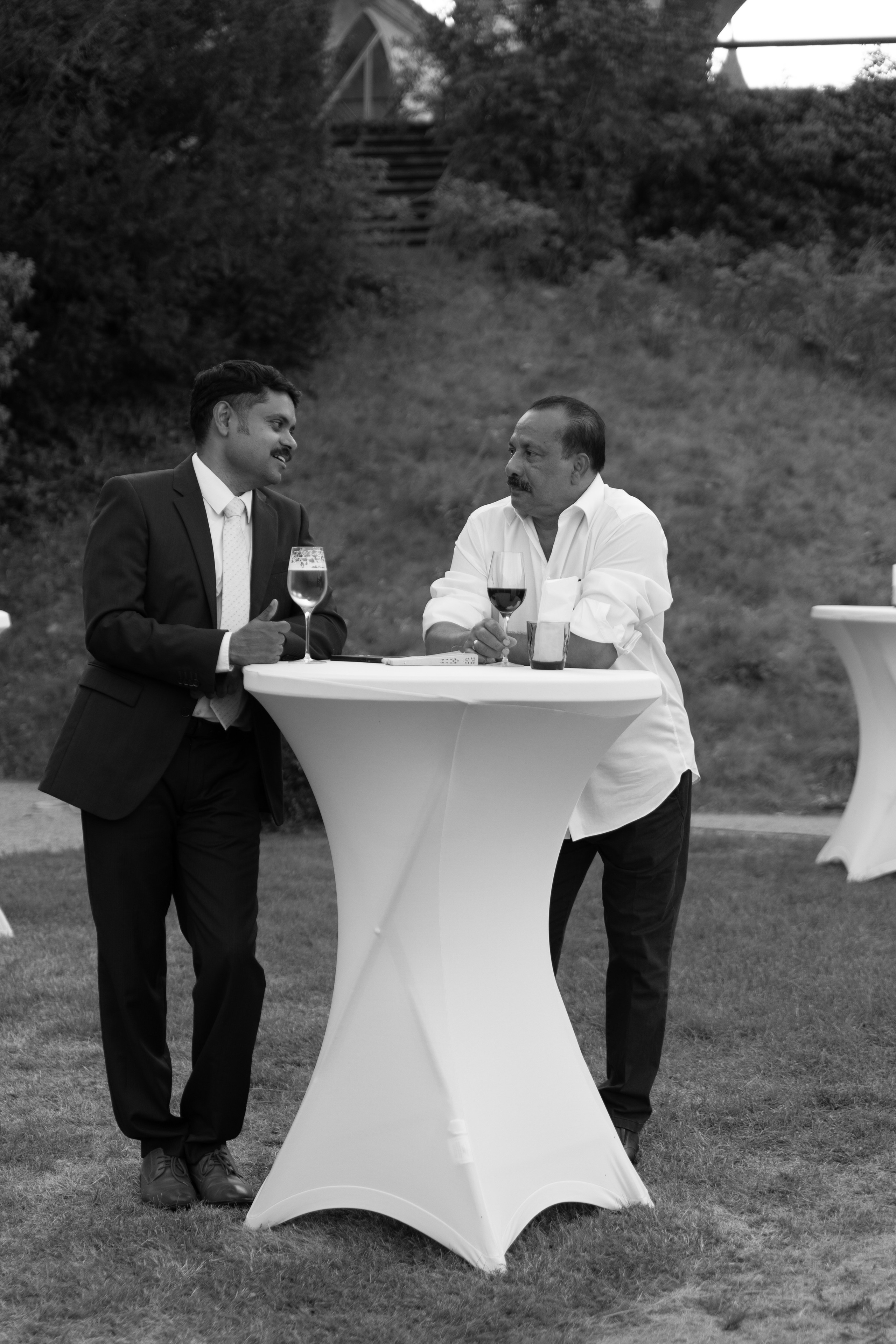 Elegant Castle Wedding in Austria | Alwin & Ruth’s Fairytale Celebration. Wedding photographer and videographer based in Timisoara, Romania