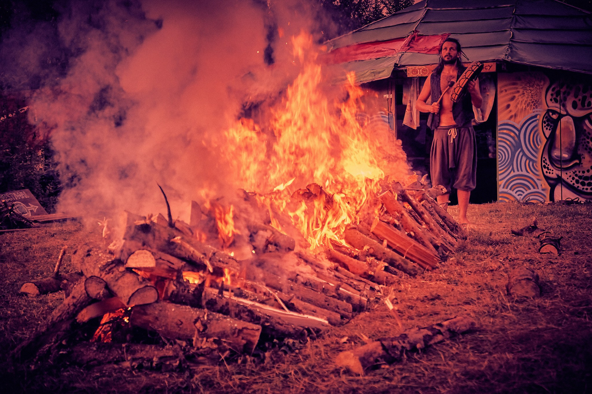Portrety Ludzi, zrobione na Festiwalach Świadomościowych i Muzycznych: Dharma, ZIELONE KRĘGI, Wibracje, FRUŃ, Organic, Turkusowa Wyspa. Andriej Szypilow - Fotografia & Wideografia
