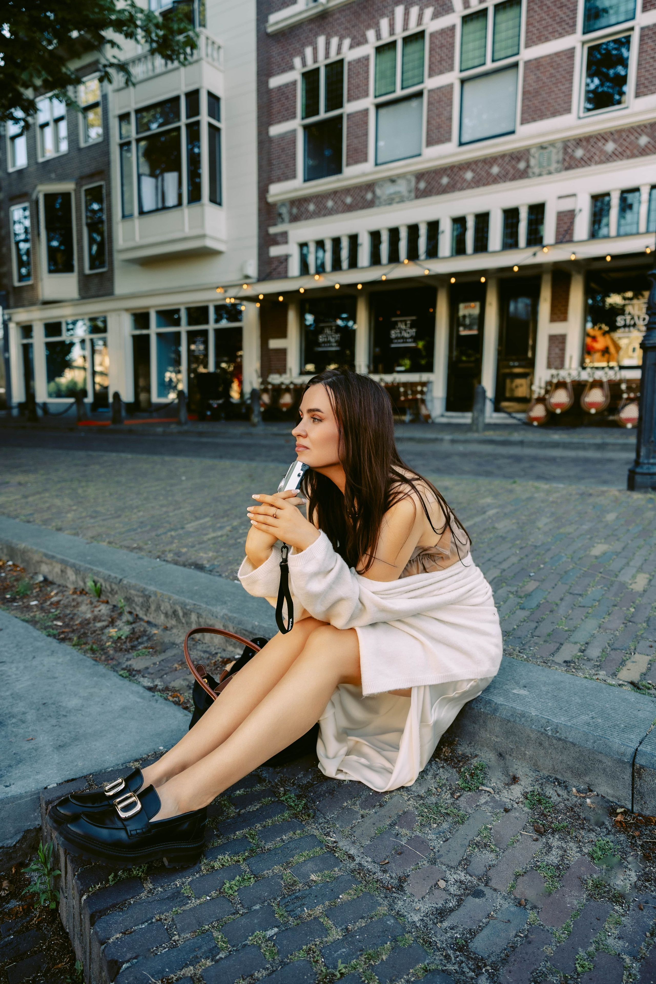 A calm summer portrait session — soft light, pastel tones, and peaceful mood. Romantic & Soulful Photography by Natalia Olhova in Rotterdam