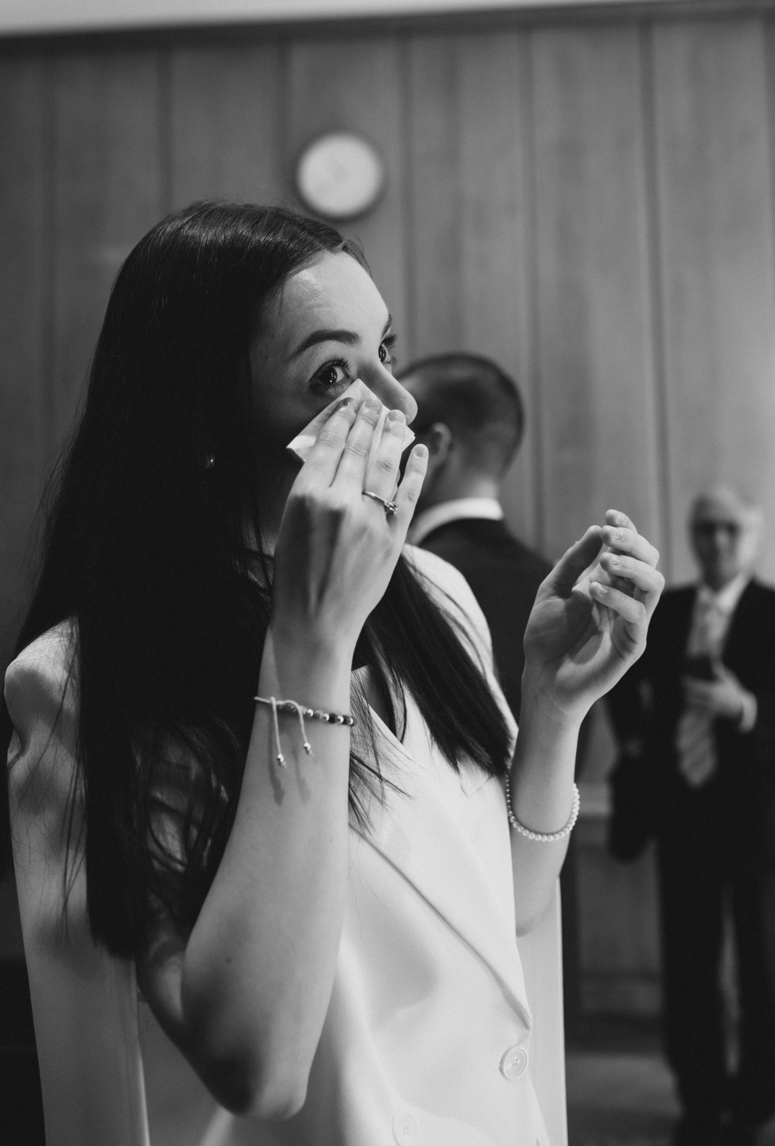 Natürliche und emotionale standesamtliche Trauung in Frankfurt am Main.