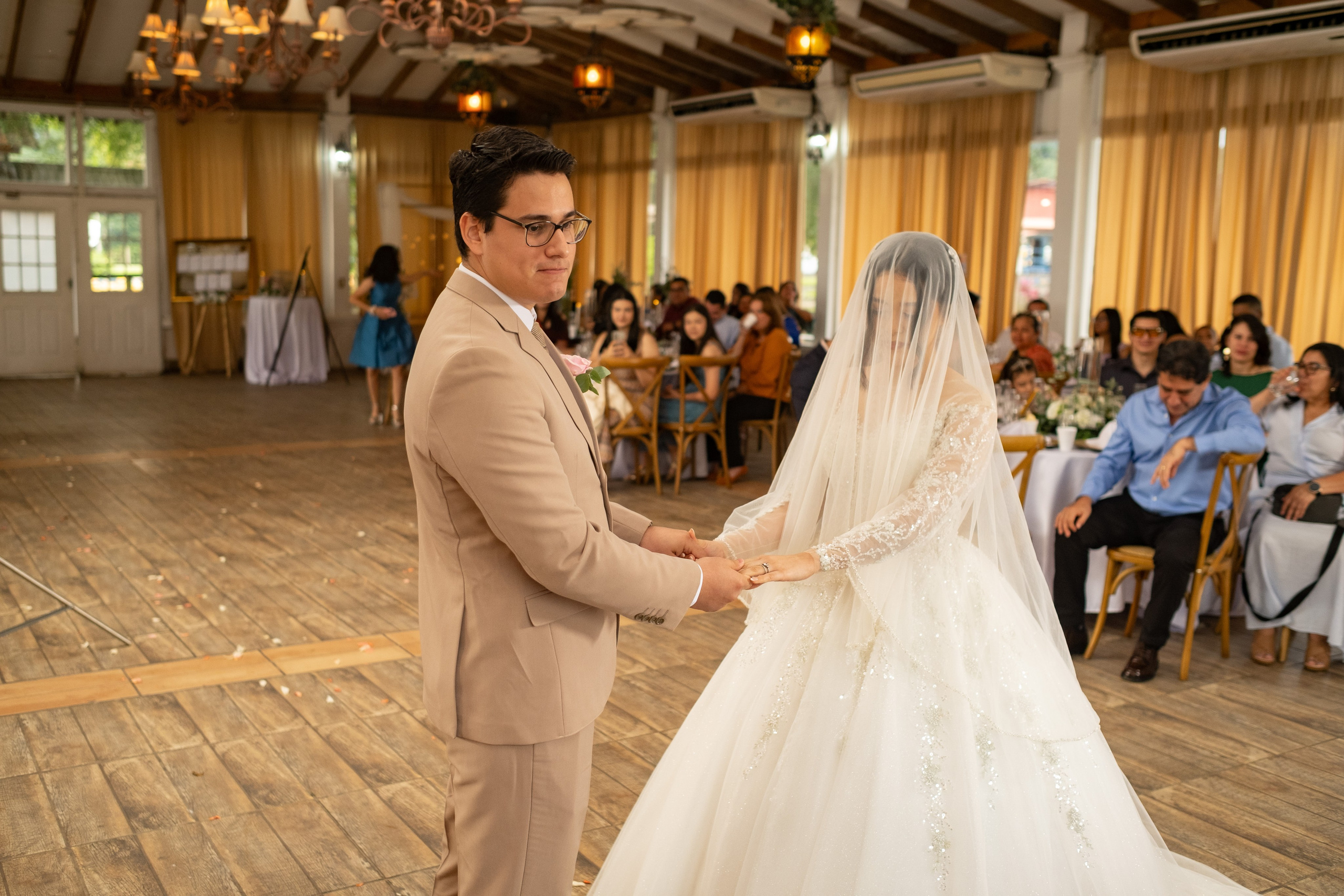 Abi & Gio. Daniel Brand | Fotografía de Bodas y Comercial en Honduras