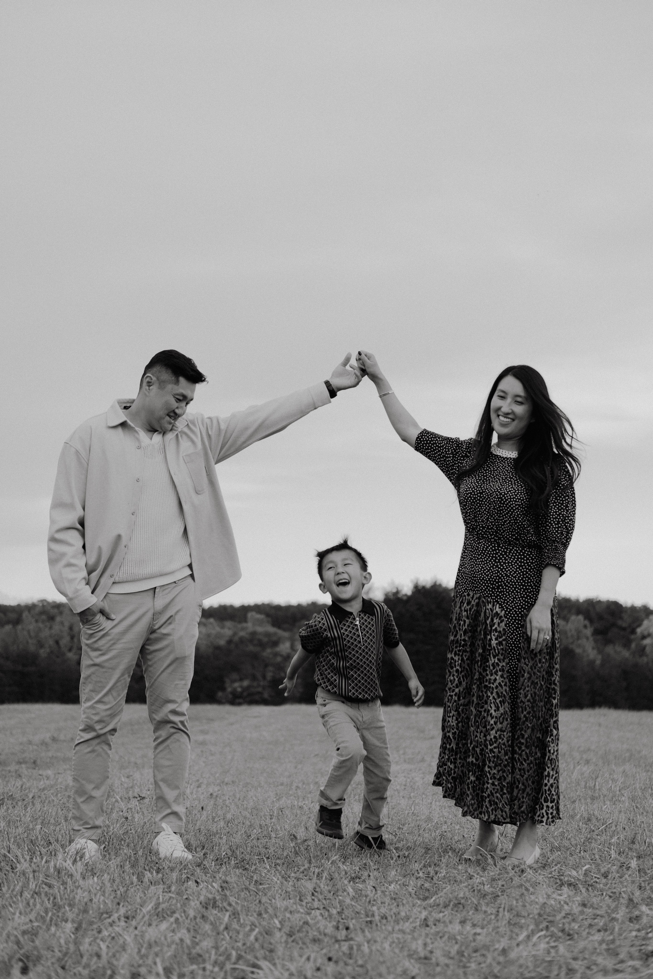 Family Photography Portfolio | Artistic & Documentary Family Sessions in Richmond, VA. Family Photographer Anna Dobrovolskaia | Richmond, VA