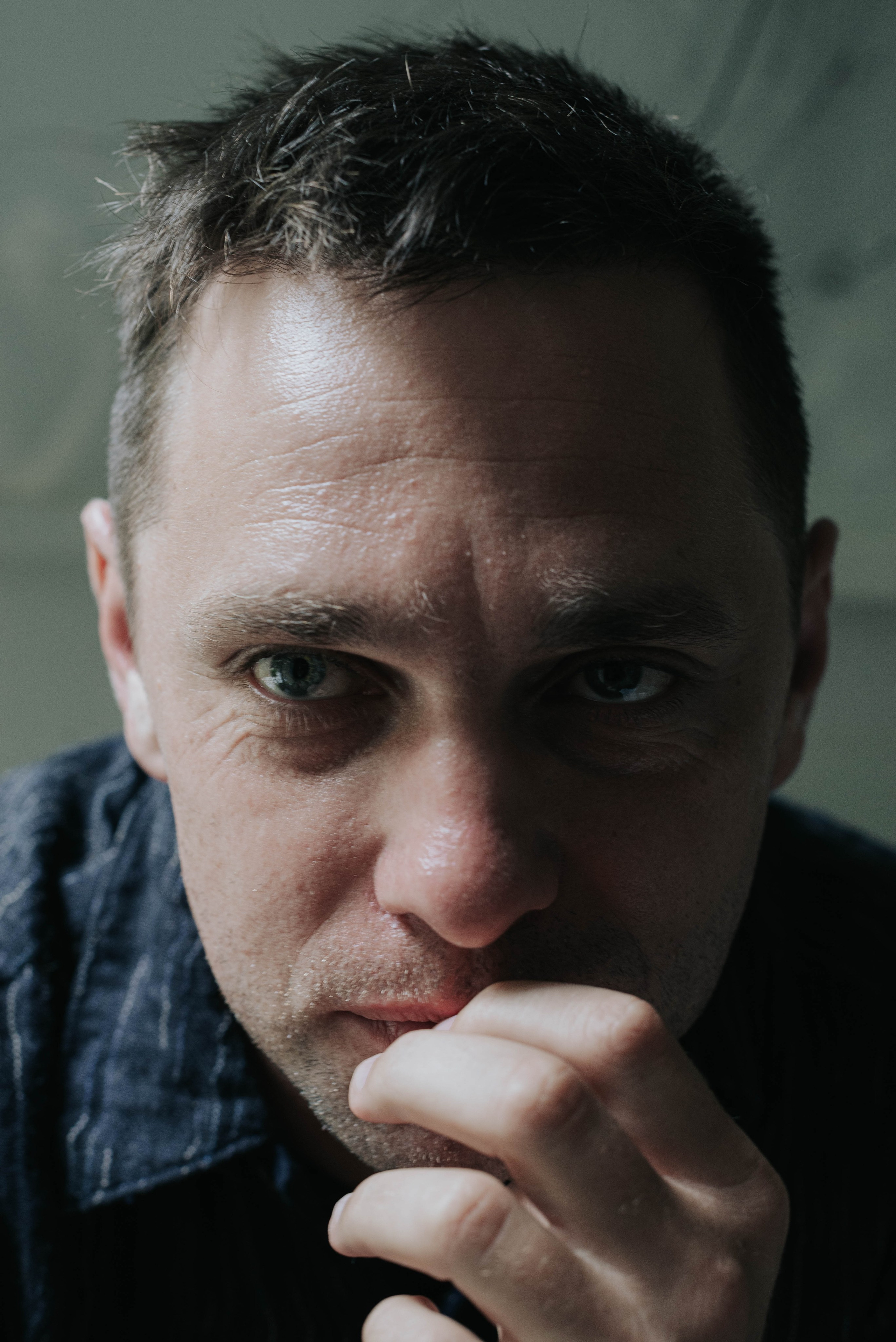 Docdocdoc. Visiting a Friend. Photographer @elmirkami in the city of Buenos Aires