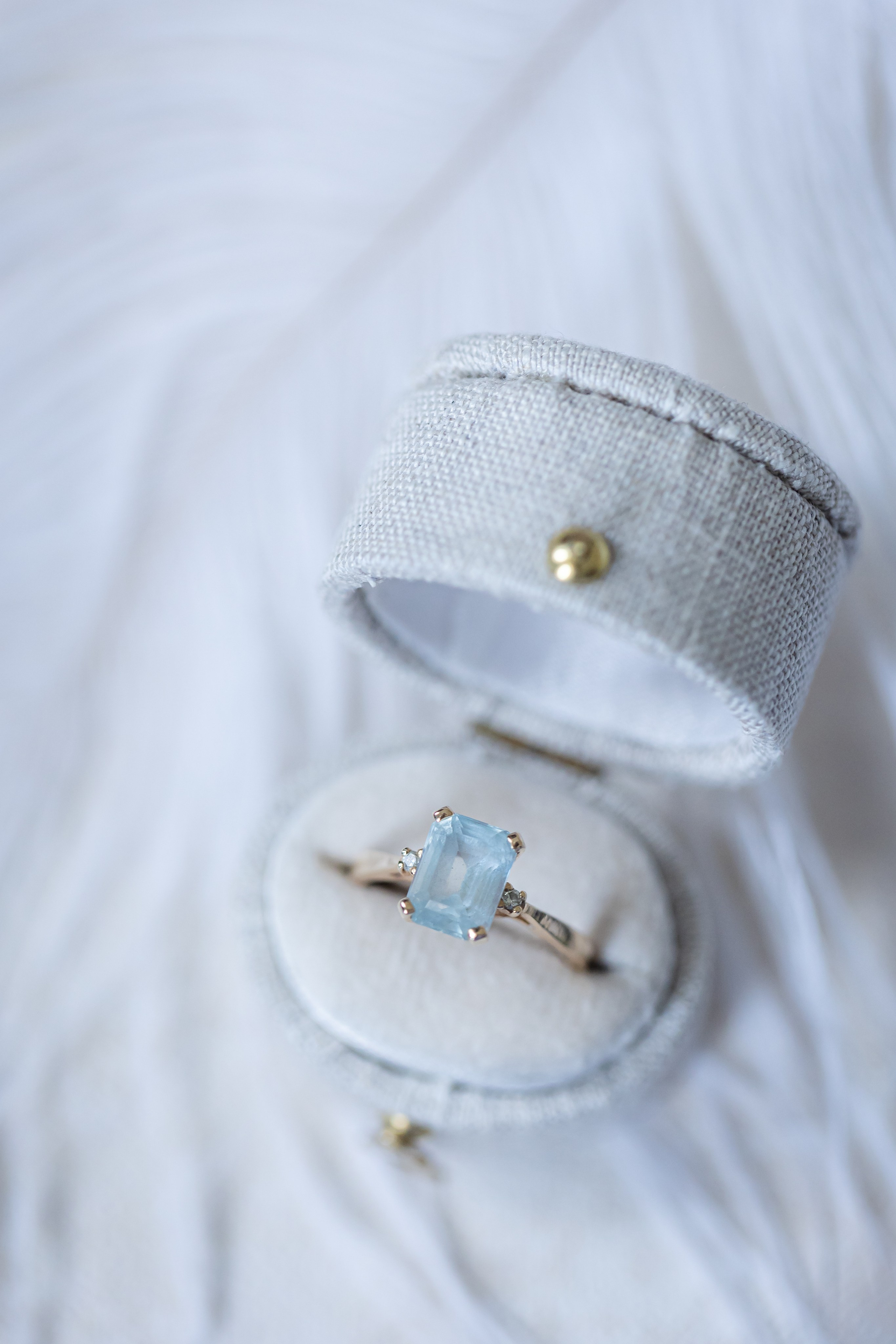 Blue wedding of Stacey and Madison at Liberty Hall Bed & Breakfast located in Traveler’s Rest SC. Wedding and portrait photography in Greenville SC