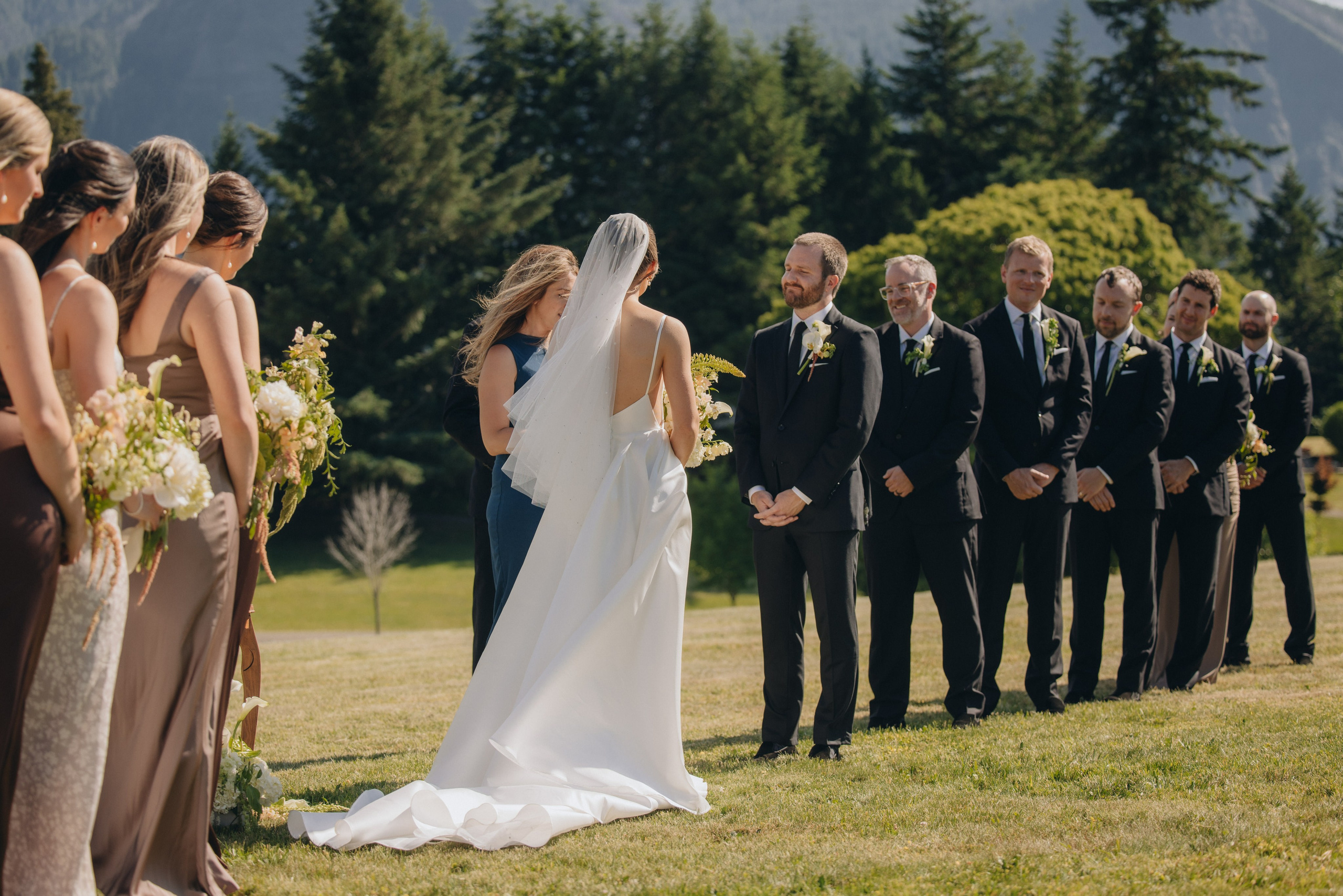 Wedding ceremony at Wind Mountain Ranch in the Columbia River Gorge