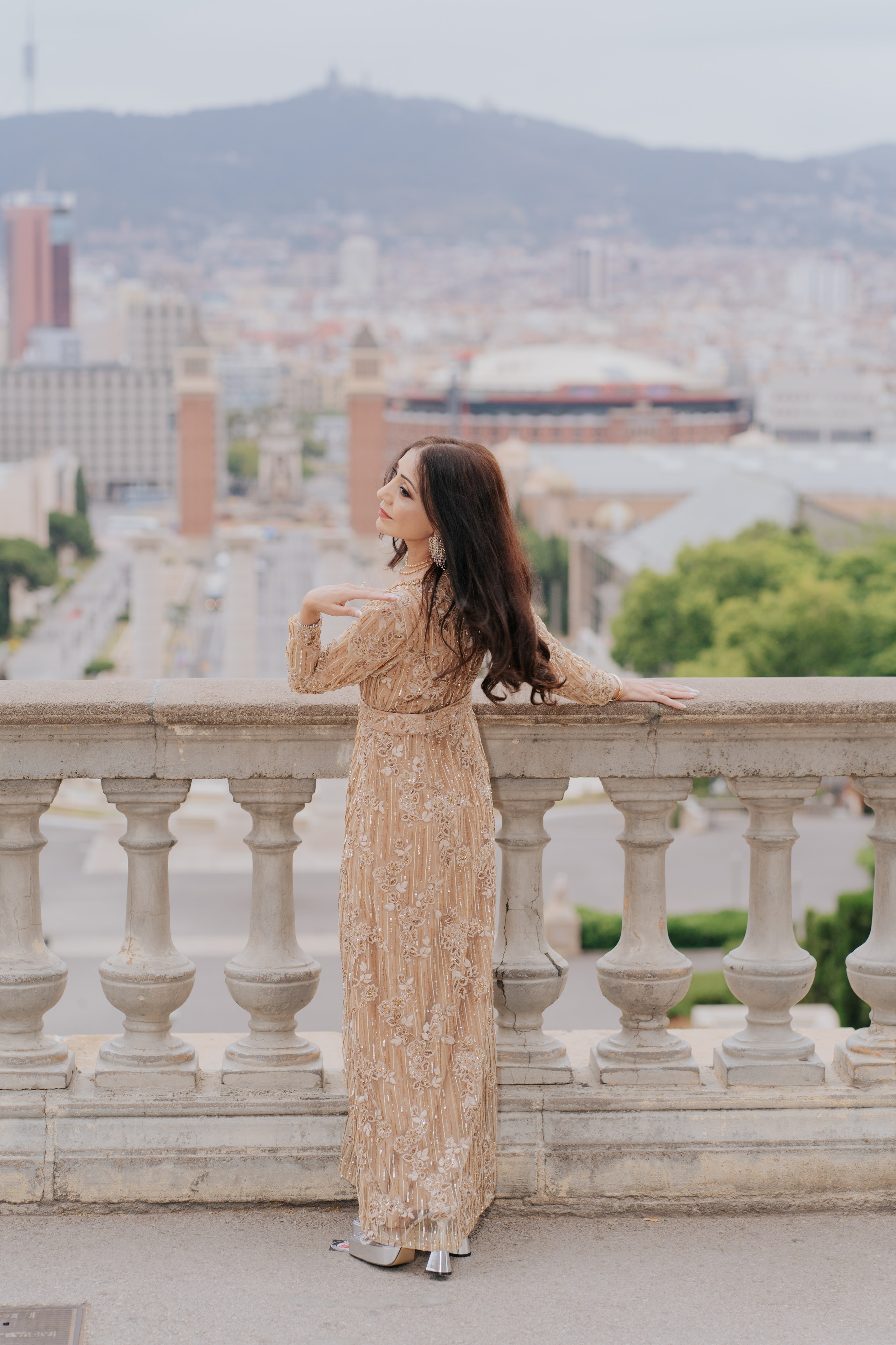 Barcelona Wow Dress Rental Luxury Photoshoot. DiaFoto — Wow Photographer in Barcelona | Premium Barcelona Photoshoot Experience