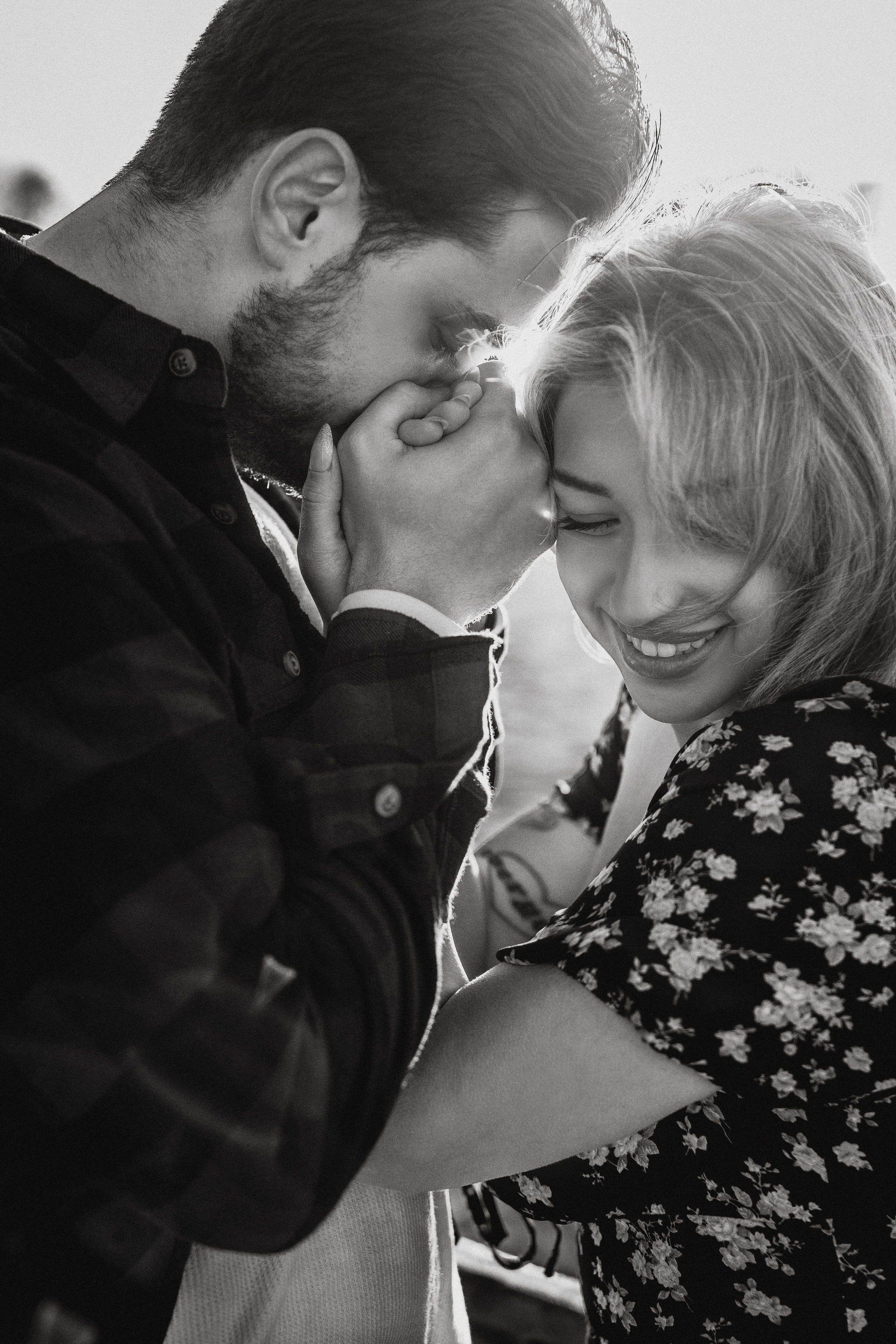 ENGAGEMENT. Wedding and family photographer and videographer PA, NJ, NY, DE, MD