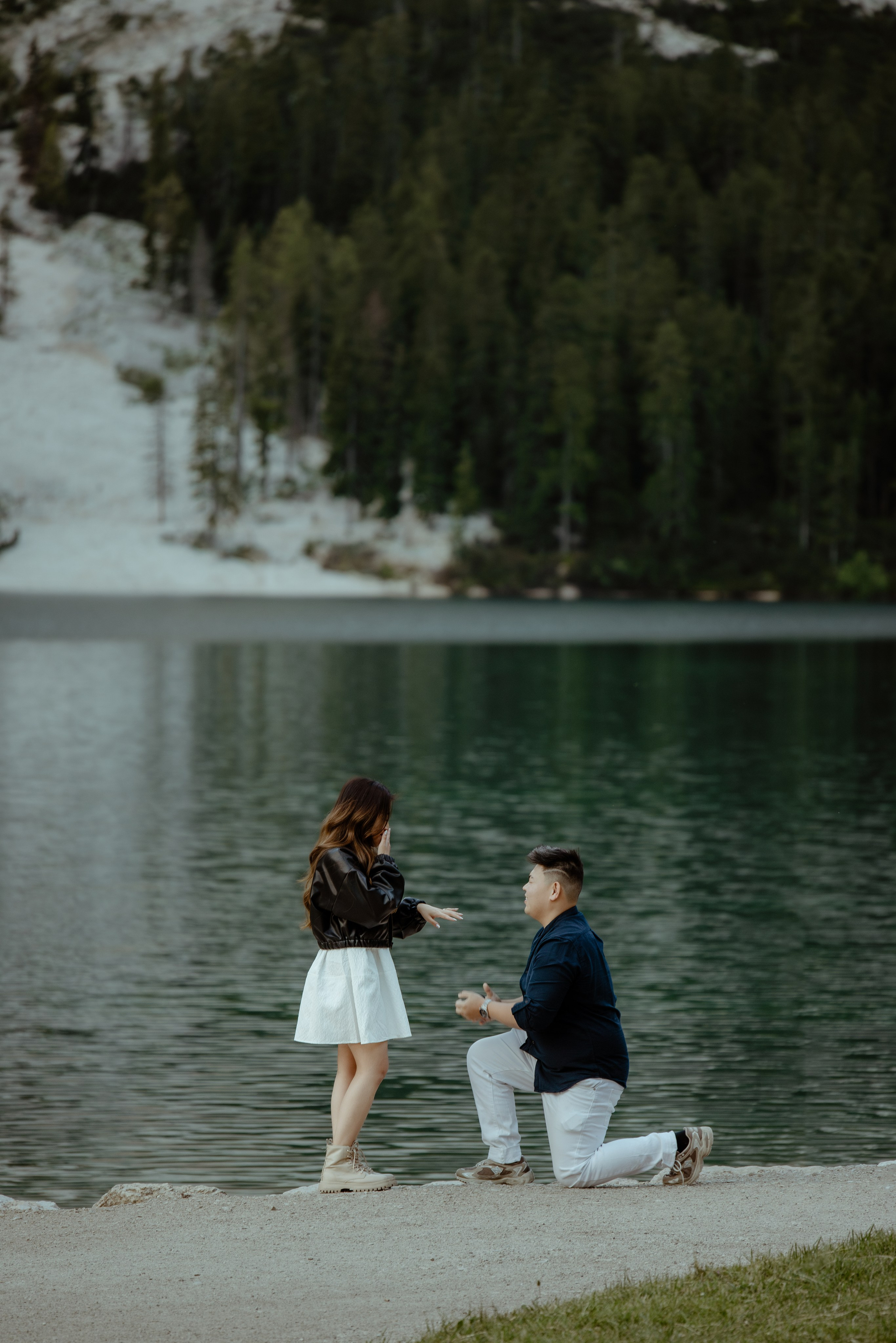 Sunrise proposal at Lago di Braies | Dreamy engagement in the Dolomites. Iceland elopement photographer & videographer