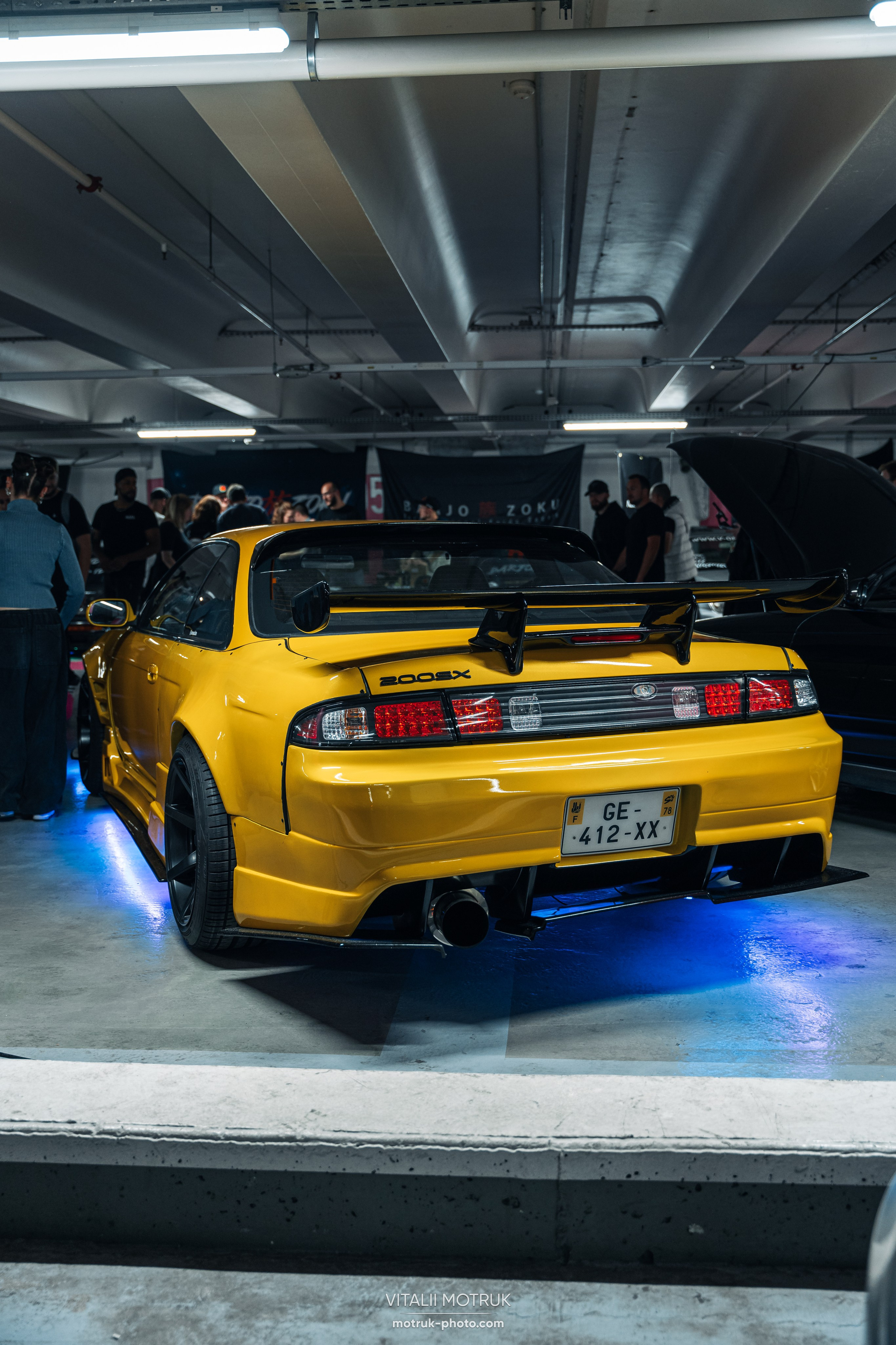 Chika Japan 7. Photographer in Paris — Vitalii Motruk