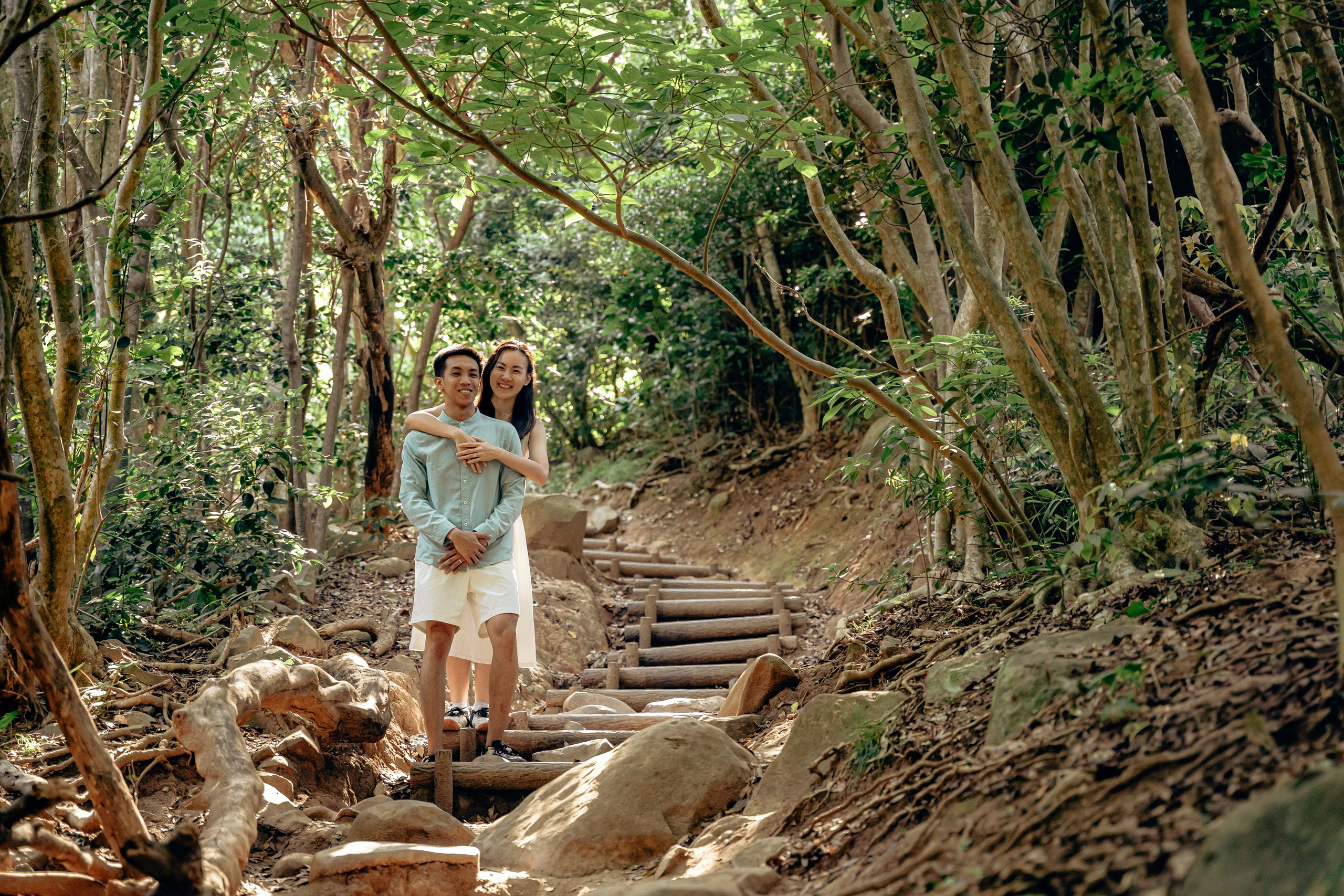 Fukuoka Couple Photoshoot: Roses, Totoro Forest & Sunset Love Story