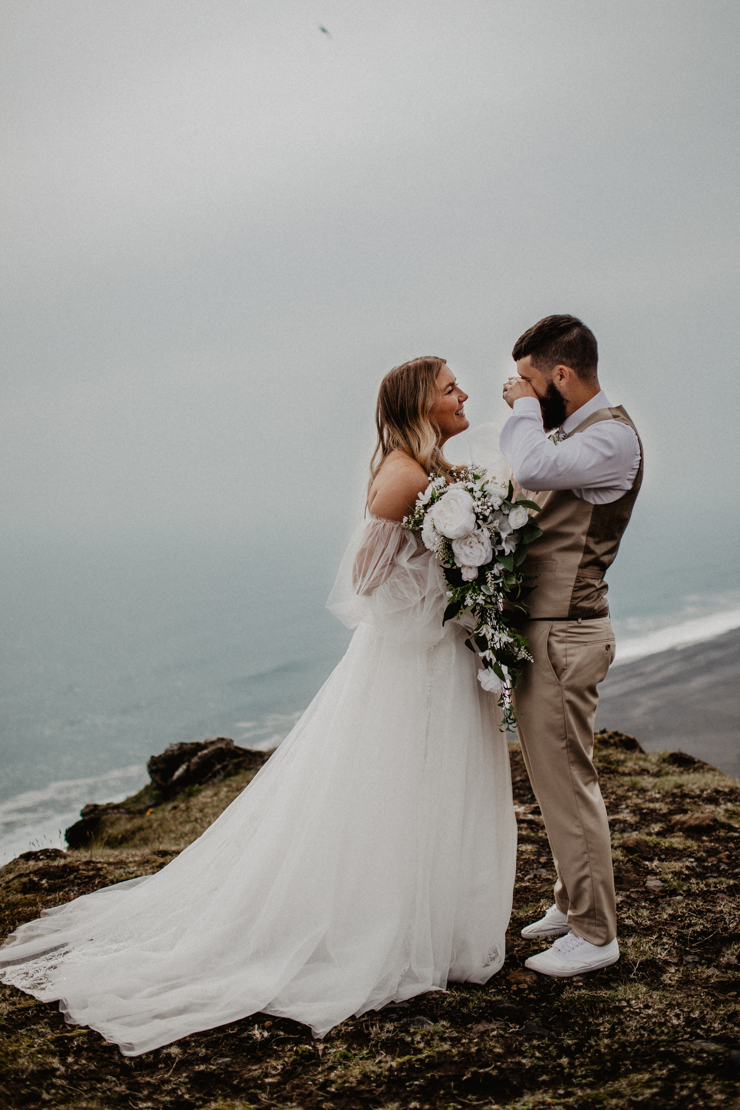 Elopement in Iceland. Iceland elopement photographer & videographer