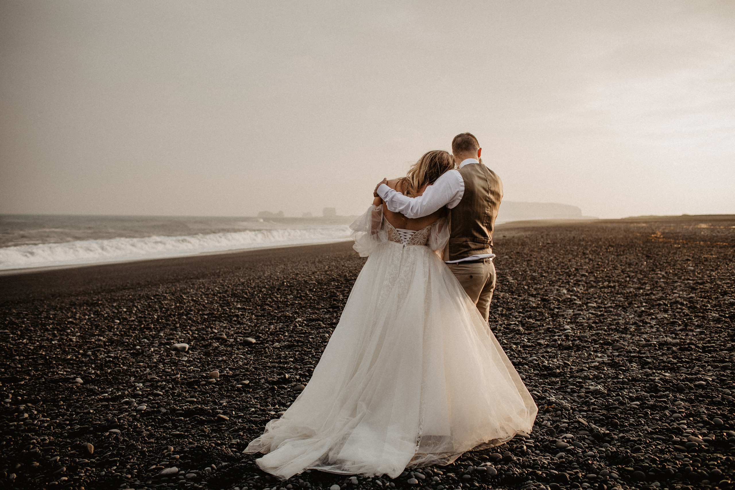 Elopement in Iceland. Iceland elopement photographer & videographer
