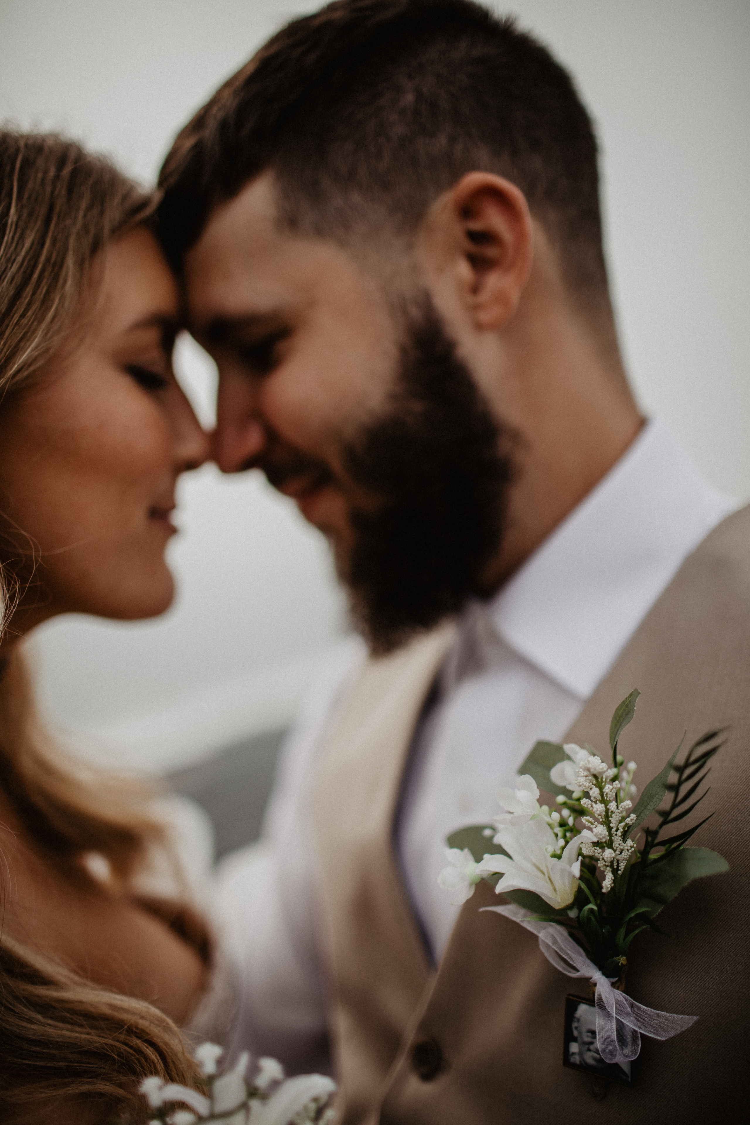 Elopement in Iceland. Iceland elopement photographer & videographer