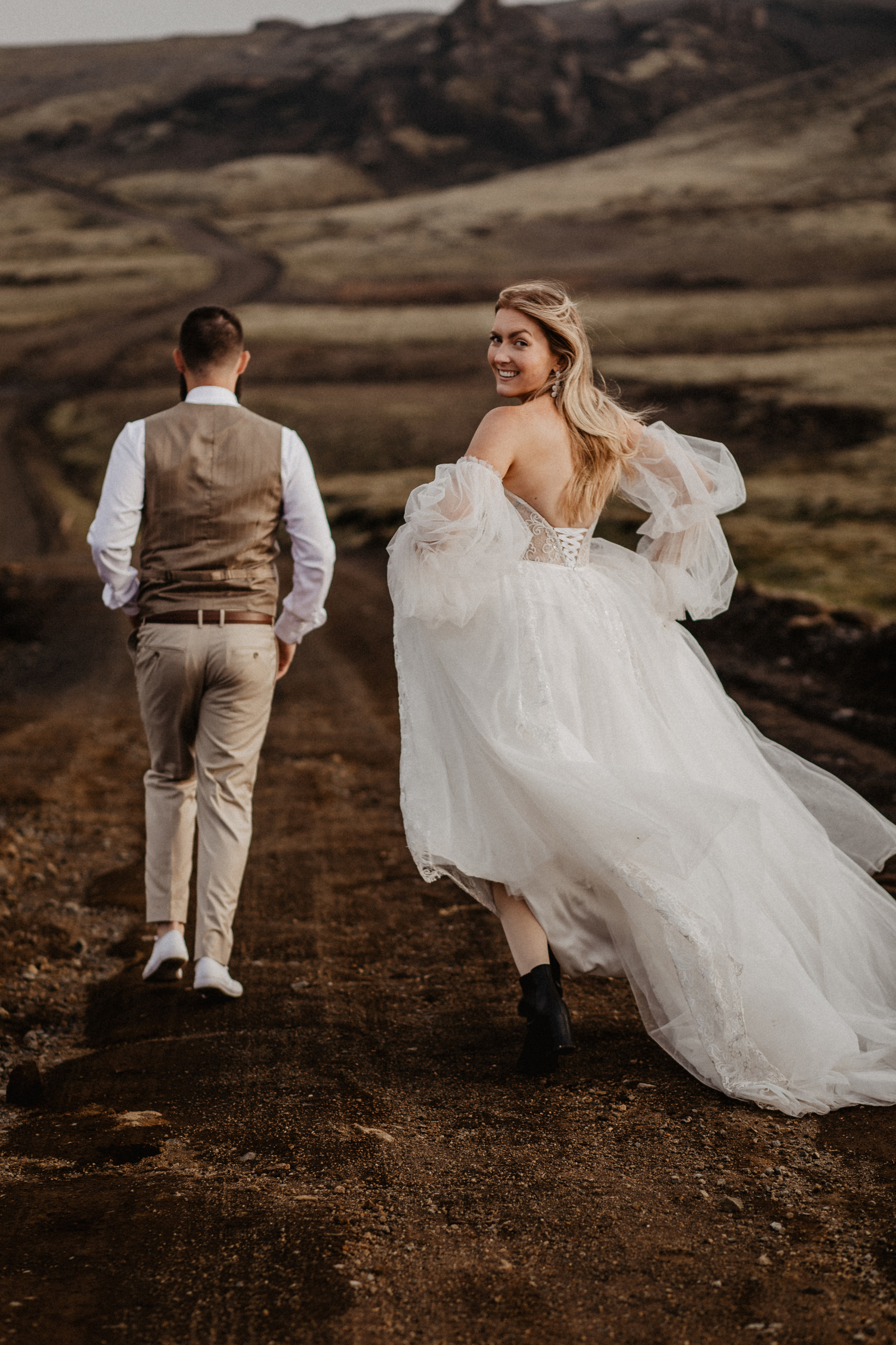 Elopement in Iceland. Iceland elopement photographer & videographer