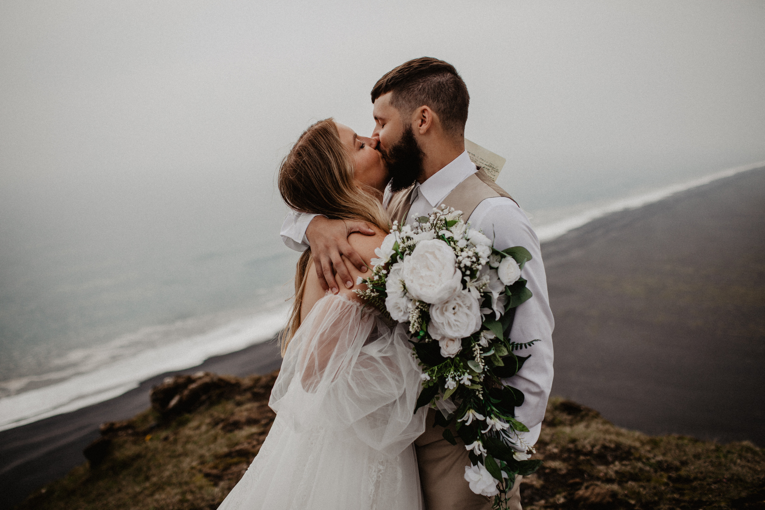 Elopement in Iceland. Iceland elopement photographer & videographer